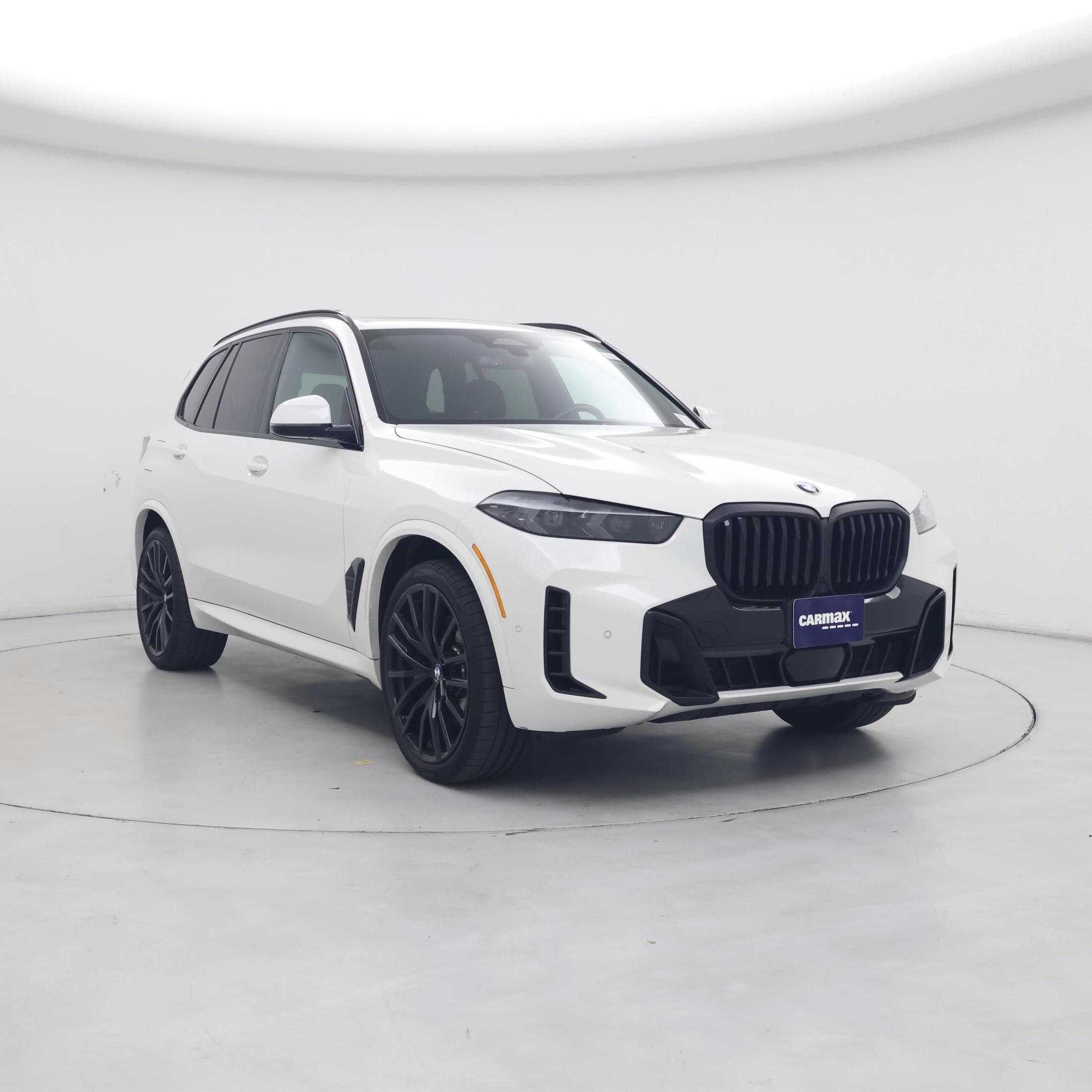White 2025 BMW X5 SUV / Crossover Rear-Wheel Drive Automatic