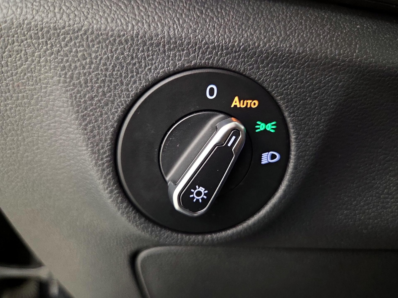 2024 Volkswagen Jetta S - Photo 14