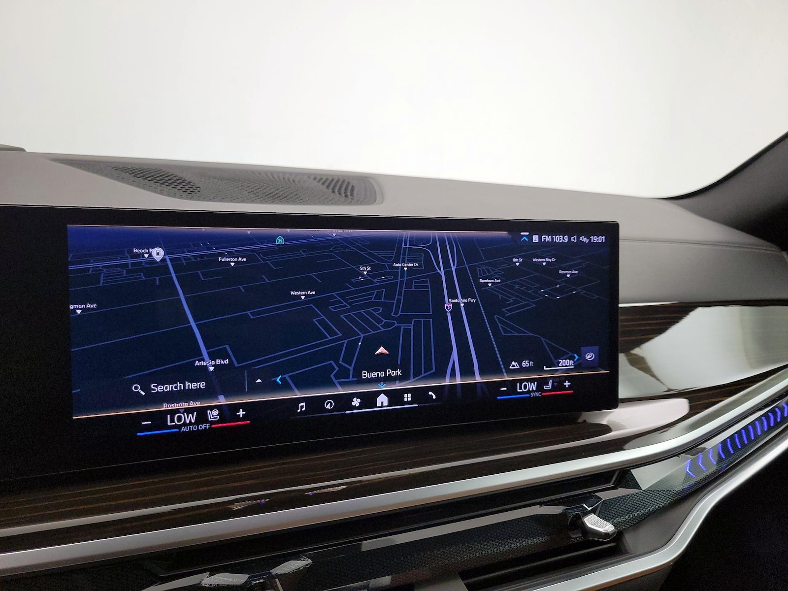 2026 BMW X5 40i - Photo 15