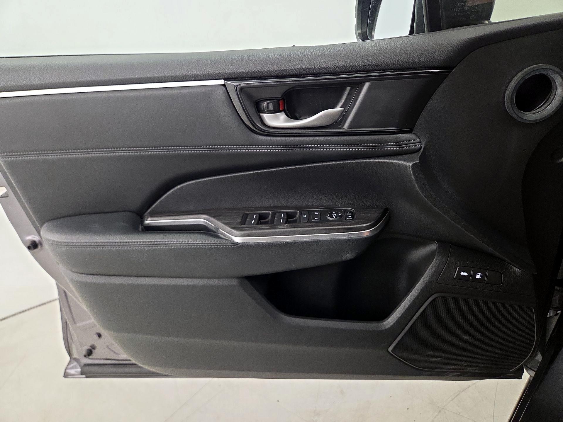 Thumbnail: 2018 Honda Clarity - 12