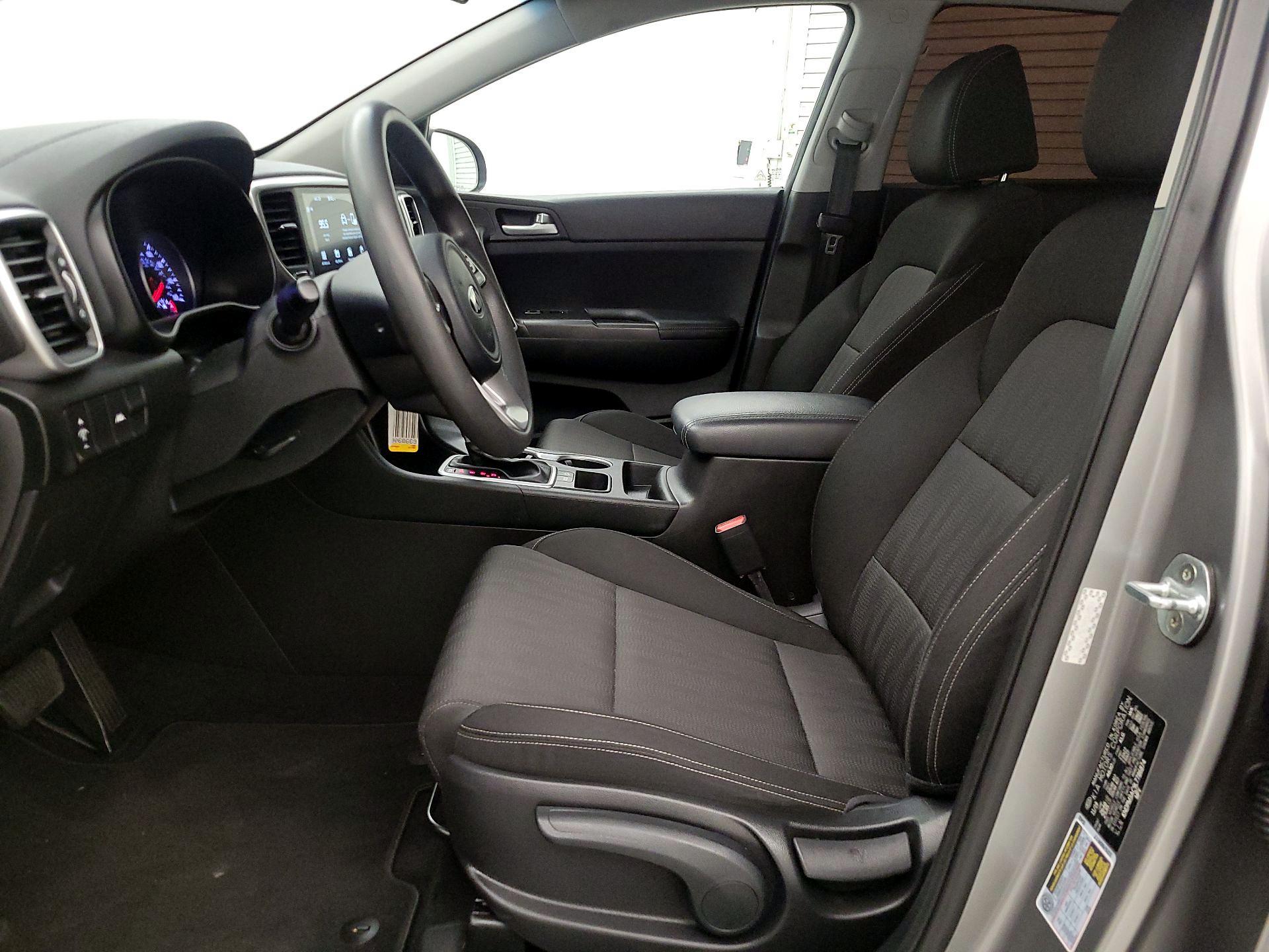 Thumbnail: 2020 Kia Sportage - 11