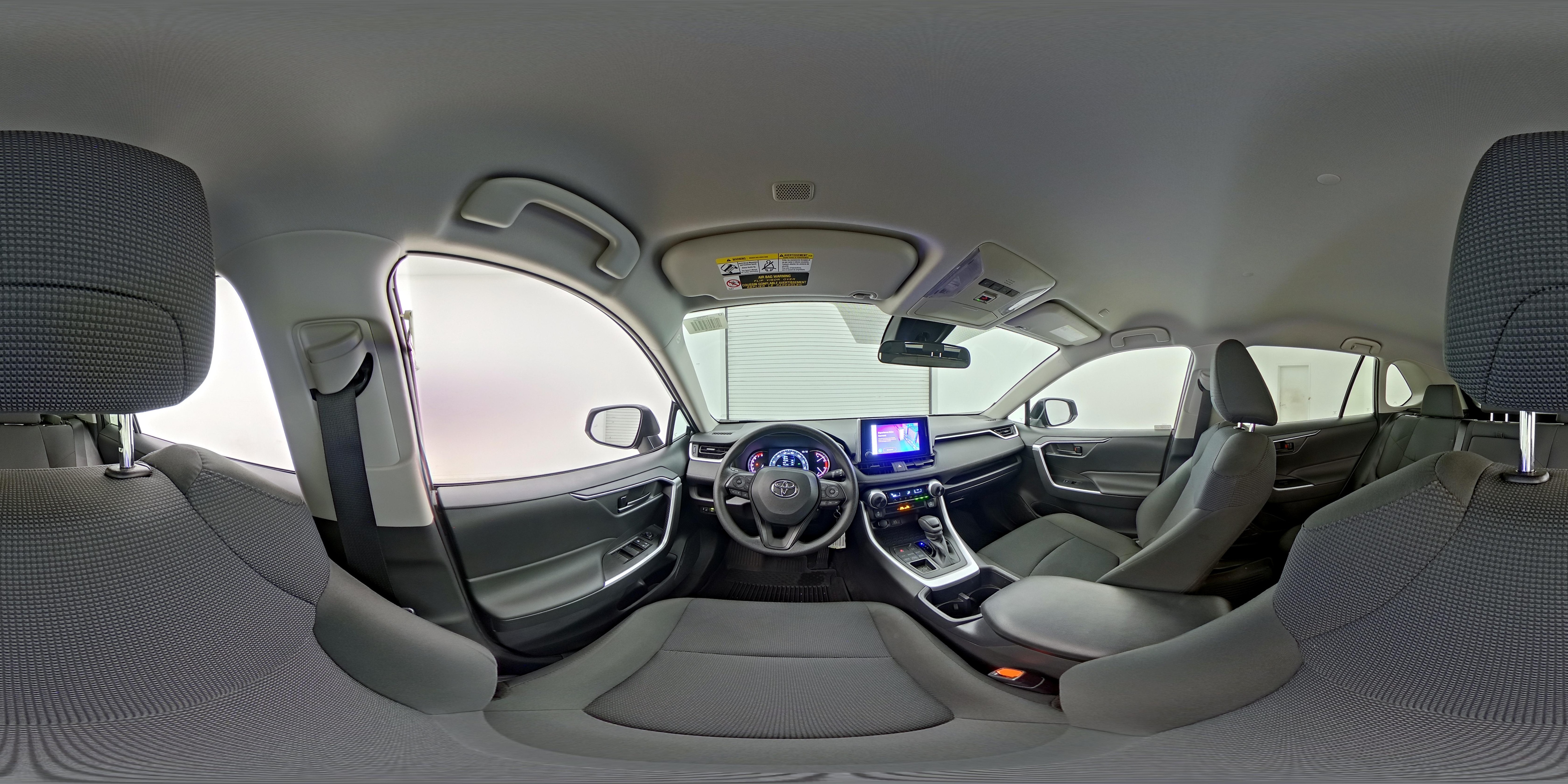 2025 Toyota RAV4 LE - Photo 26