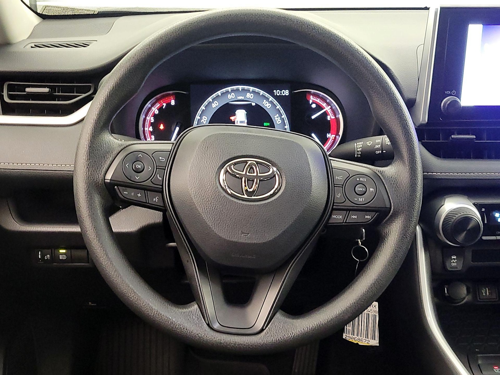 2025 Toyota RAV4 LE - Photo 11