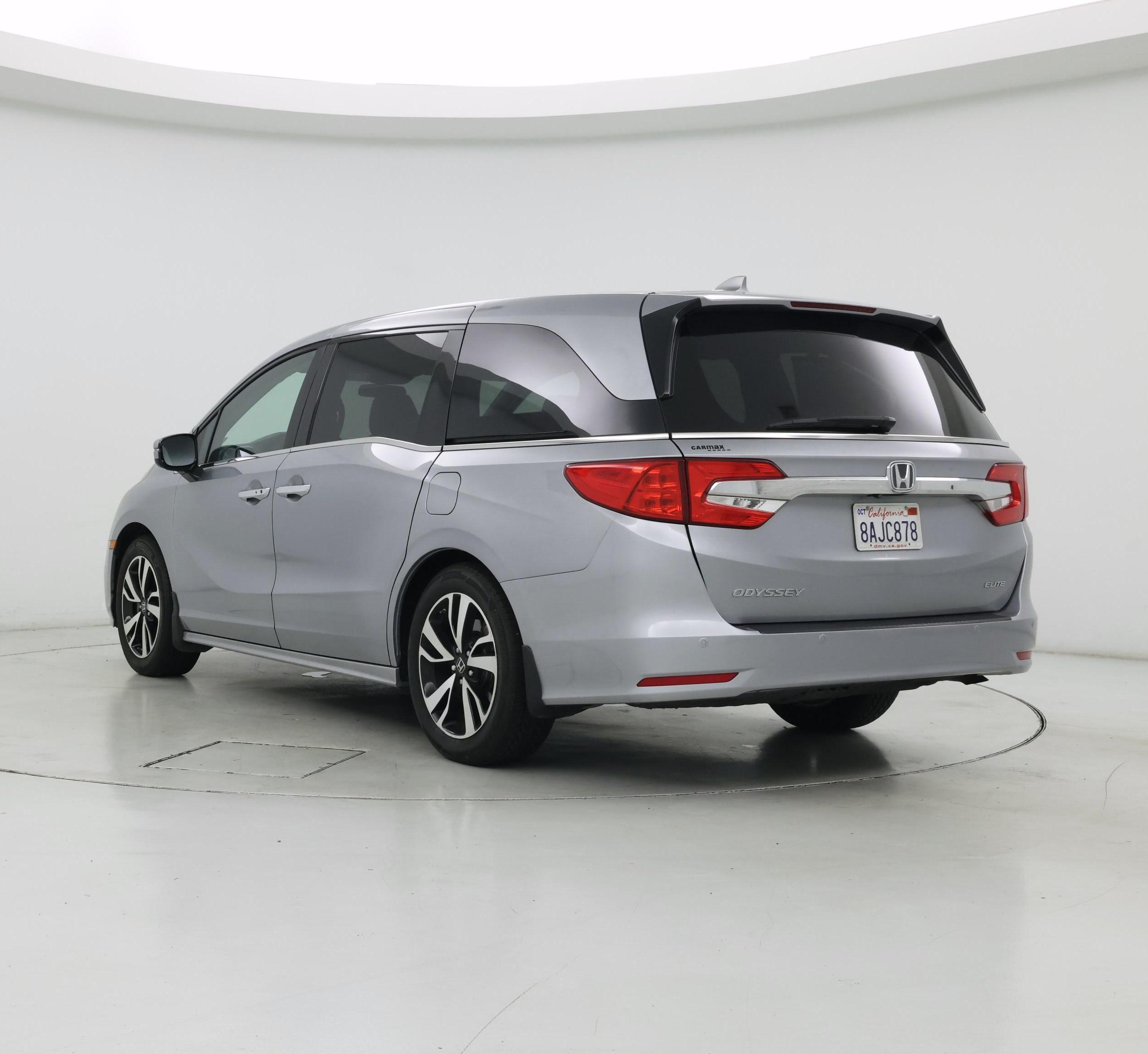 Thumbnail: 2018 Honda Odyssey - 2