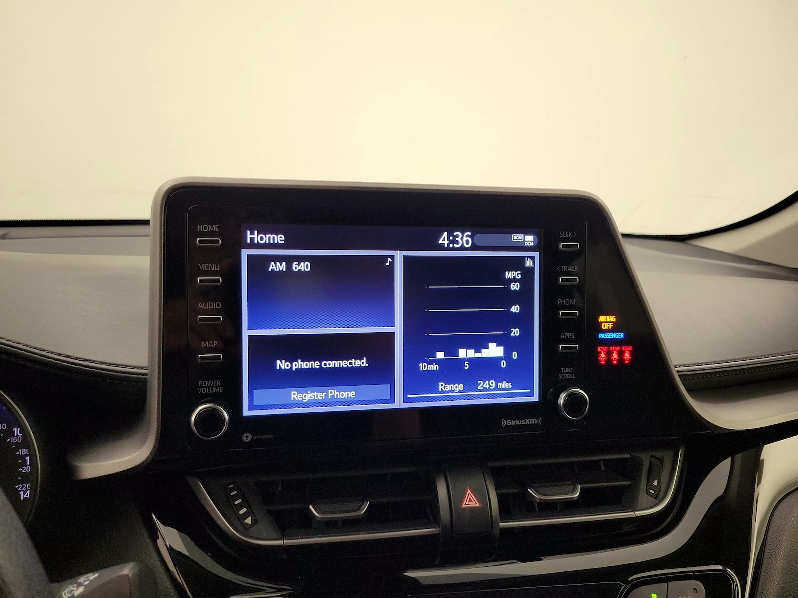 2021 Toyota C-HR LE - Photo 16