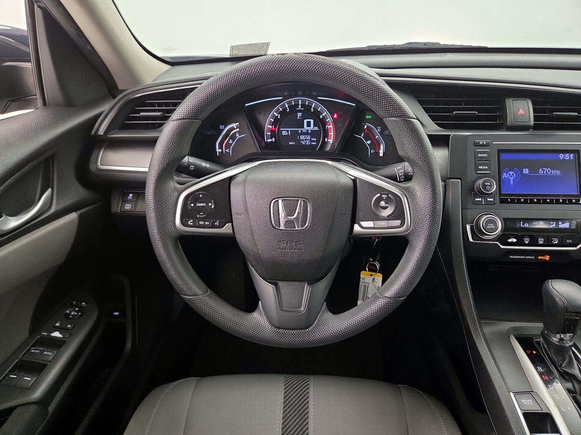 Thumbnail: 2017 Honda Civic - 10