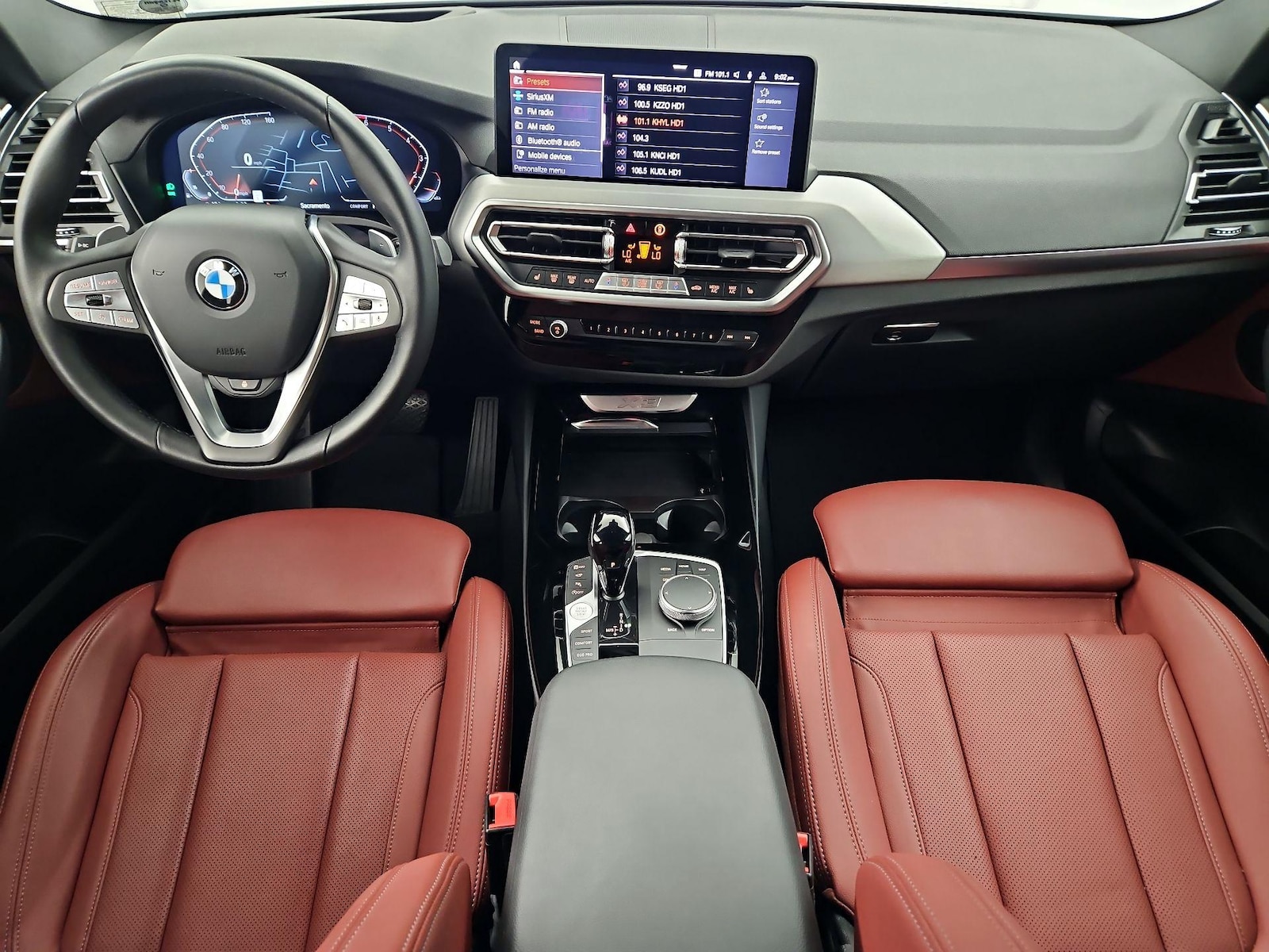 Apple CarPlay® & Android Auto™