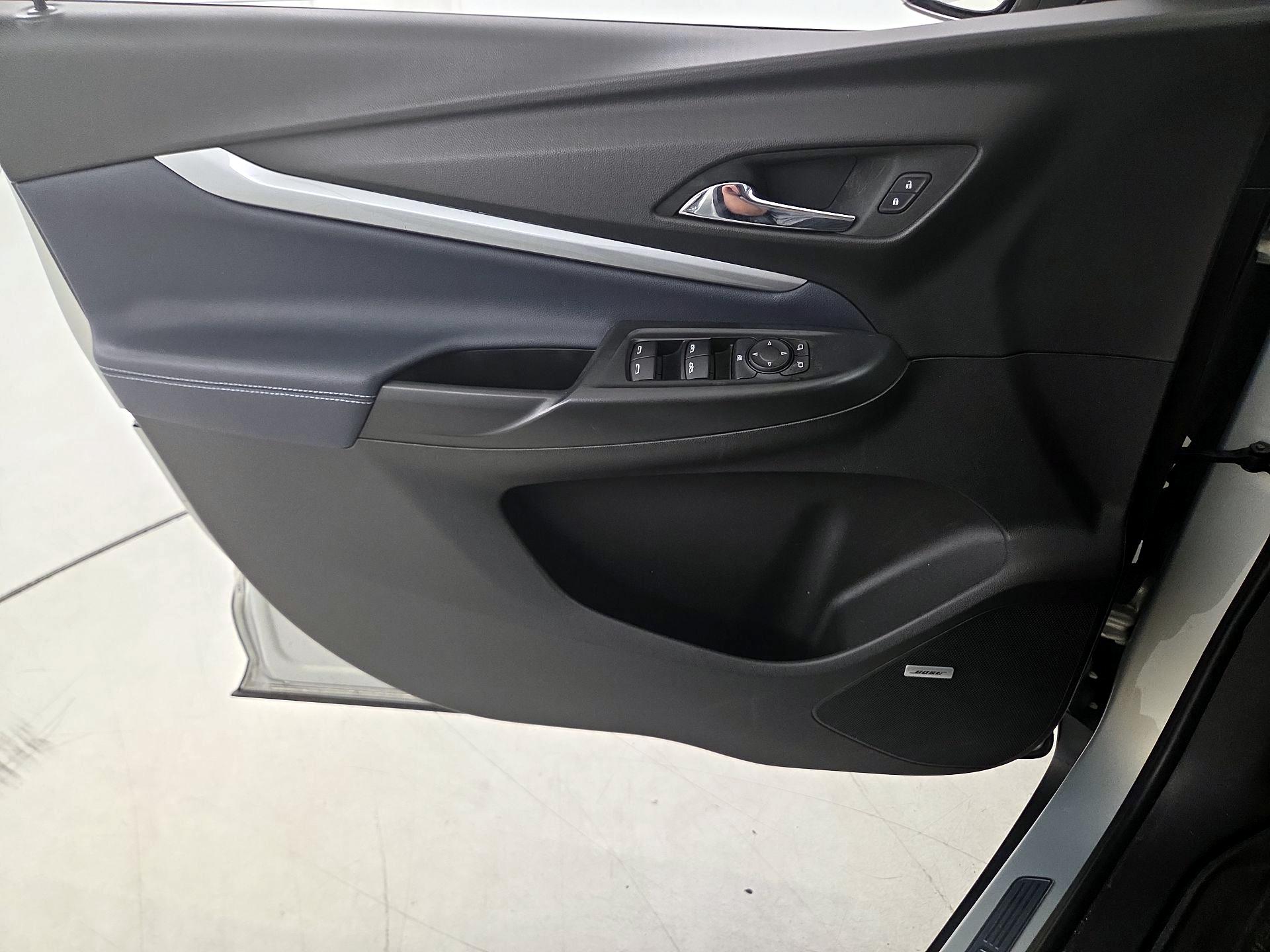 Thumbnail: 2023 Chevrolet Bolt EUV - 12