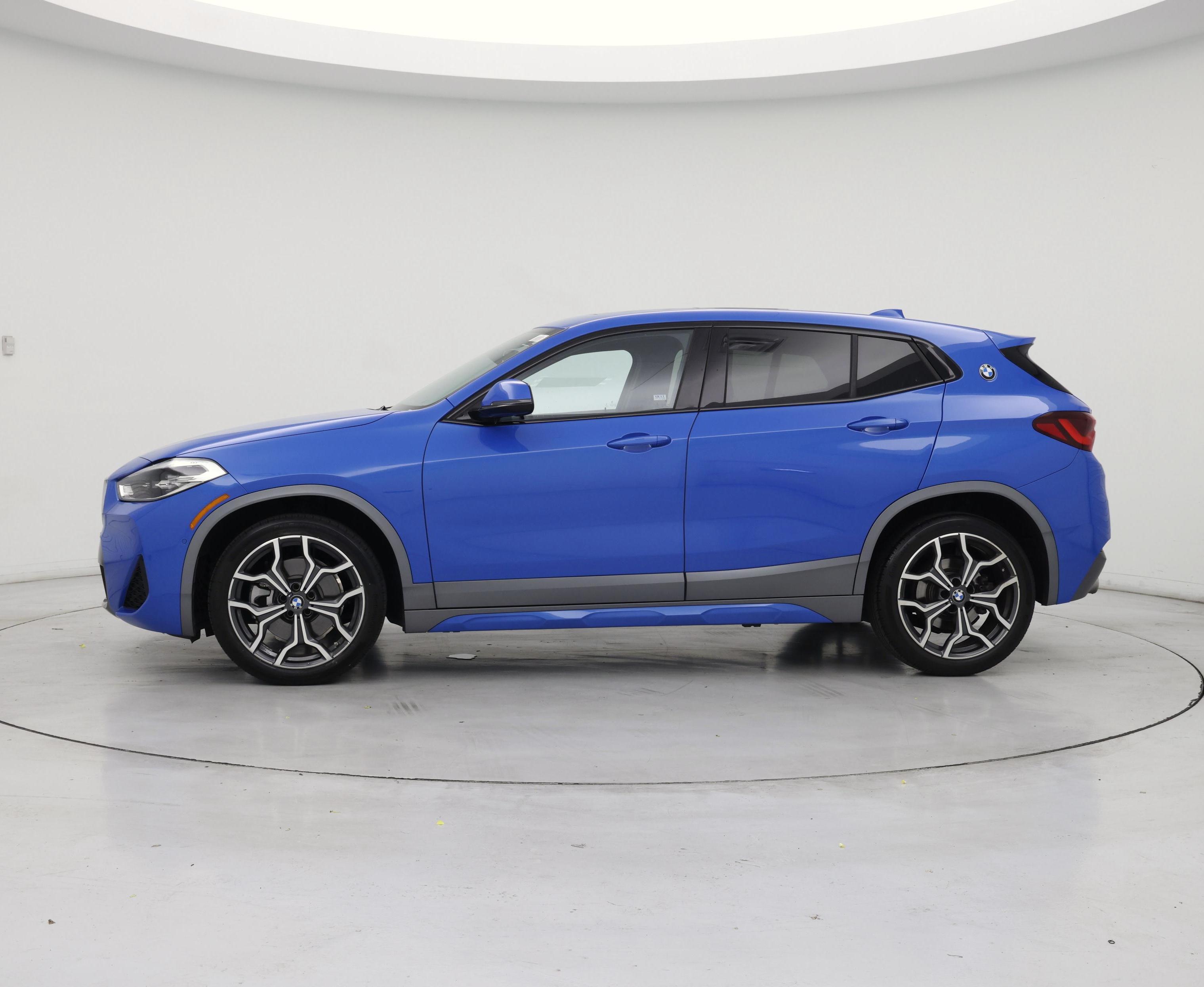 Thumbnail: 2022 BMW X2 - 3