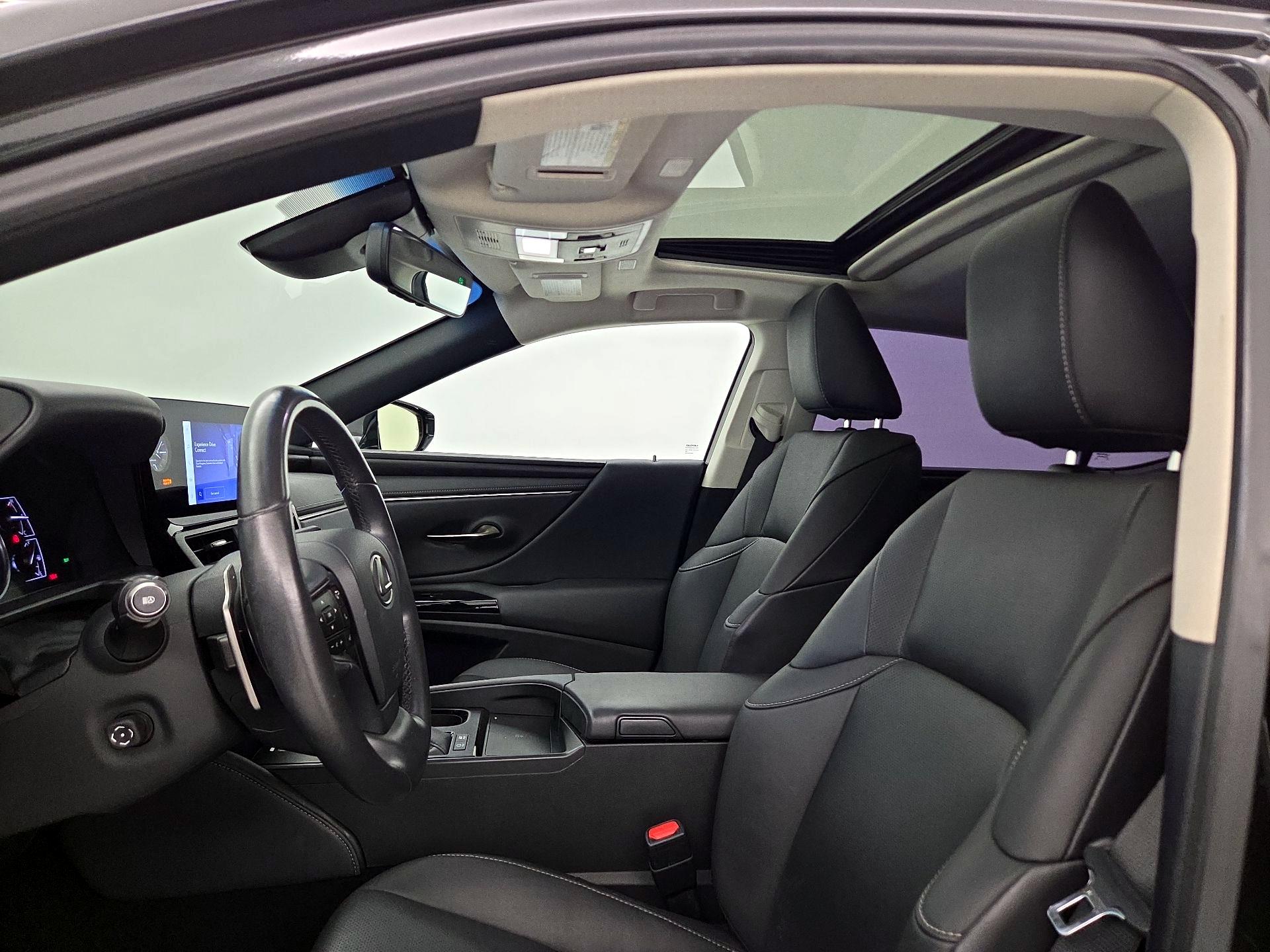 Thumbnail: 2024 Lexus ES - 18