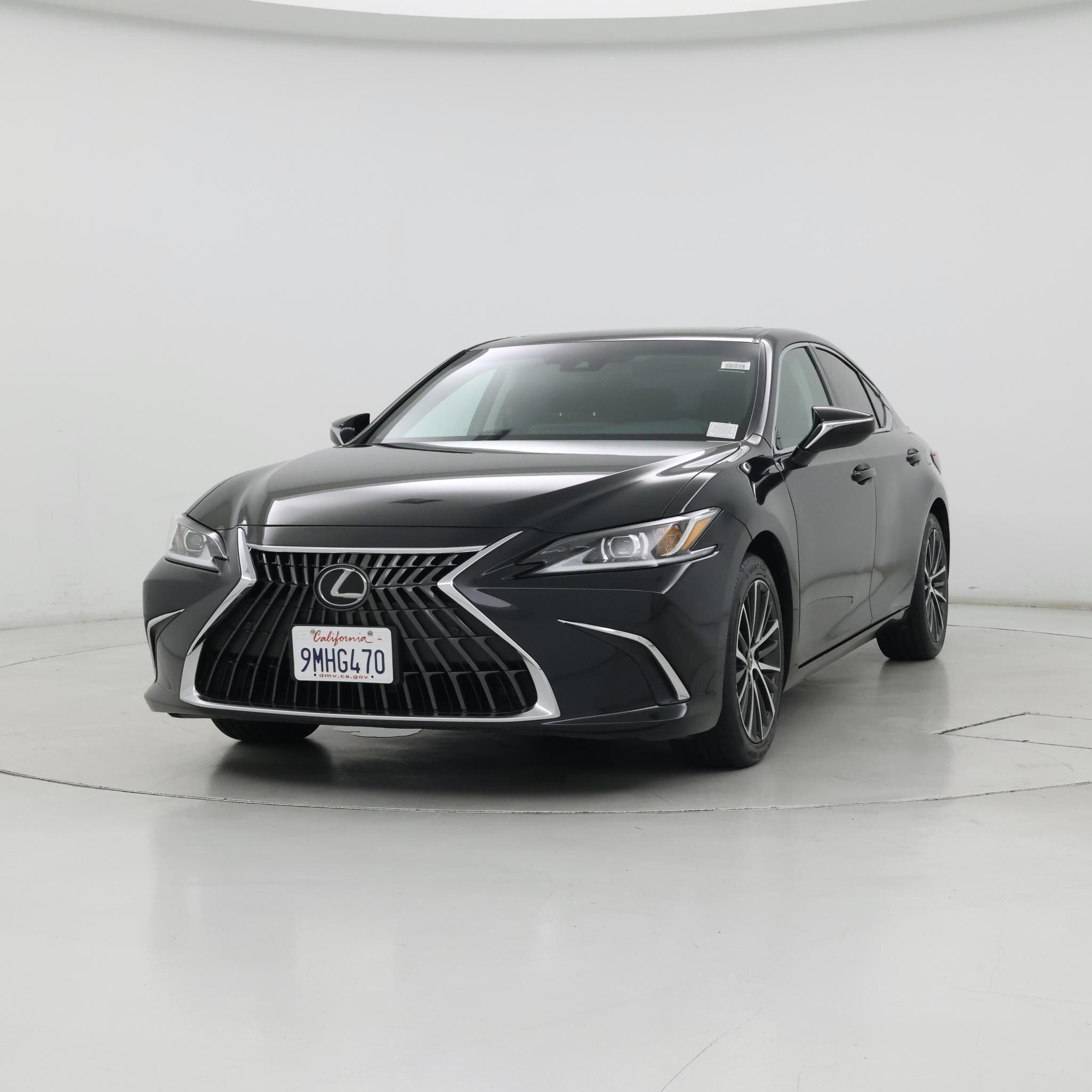 Thumbnail: 2024 Lexus ES - 4
