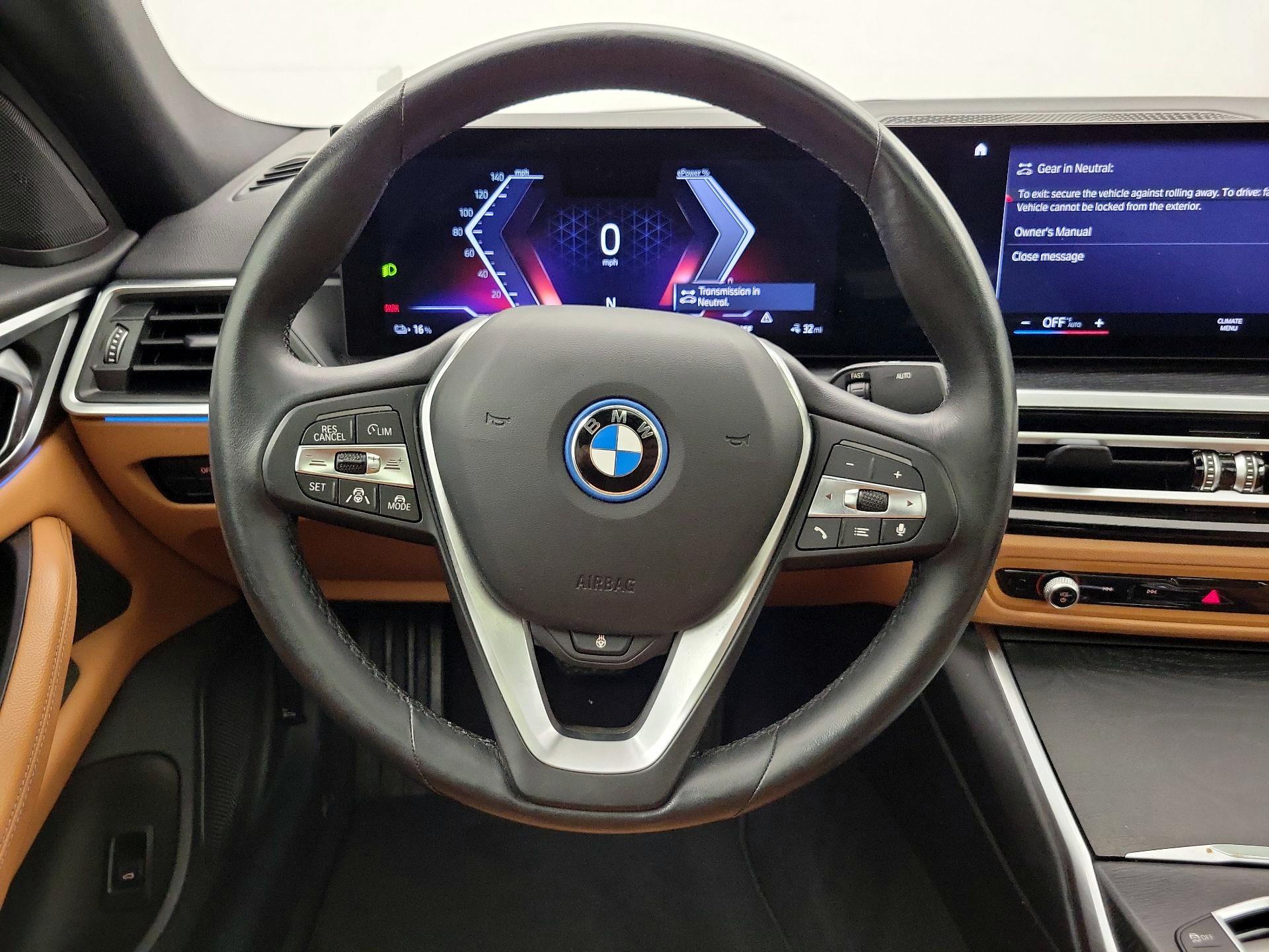 Thumbnail: 2023 BMW i4 - 10