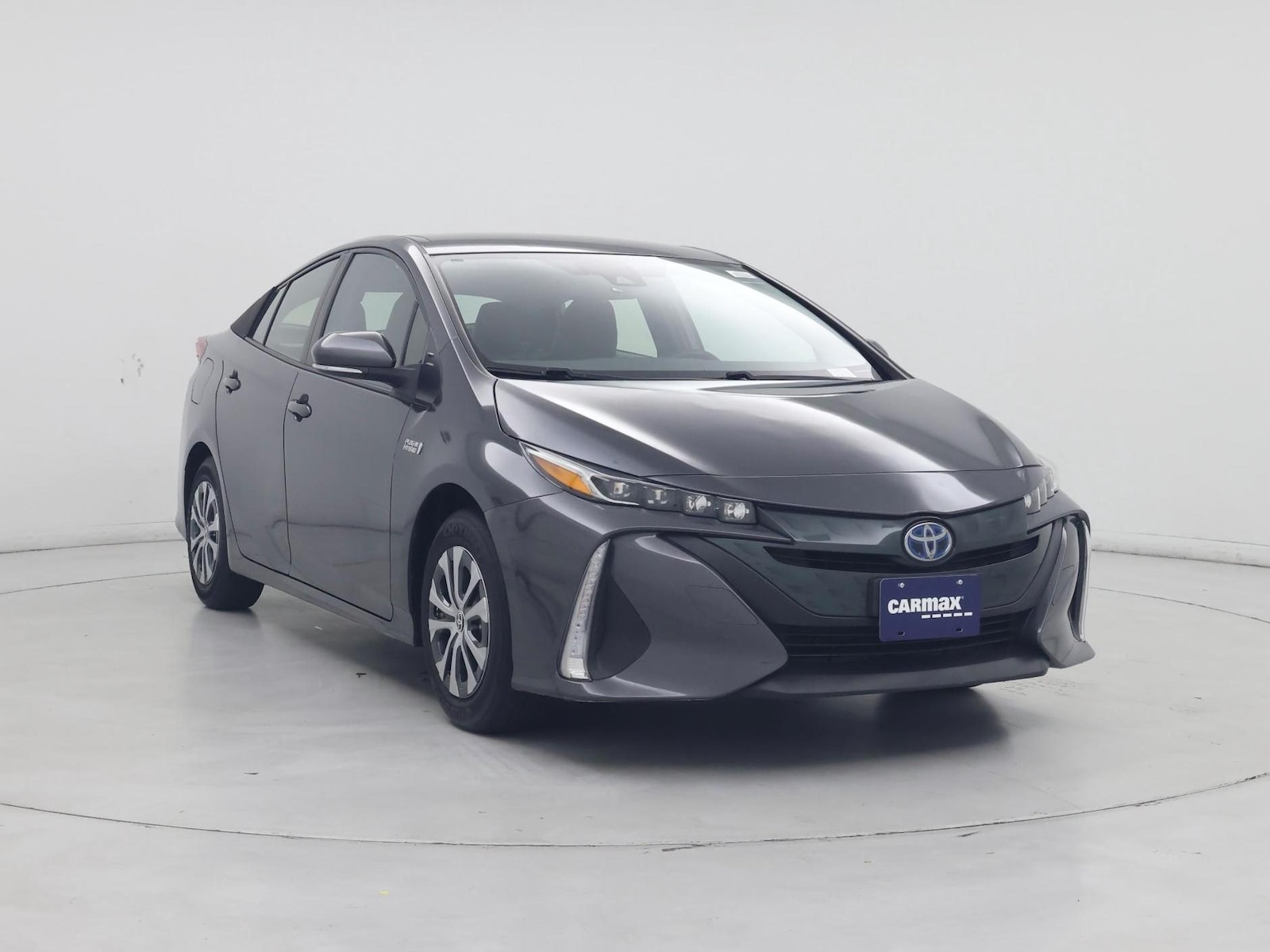 2021 Toyota Prius Prime LE - Photo 2