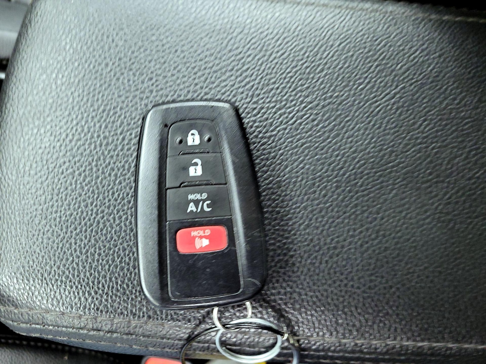 2021 Toyota Prius Prime LE - Photo 22
