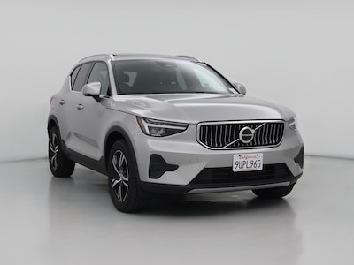 2025 Volvo XC40 B5 Core Bright Theme