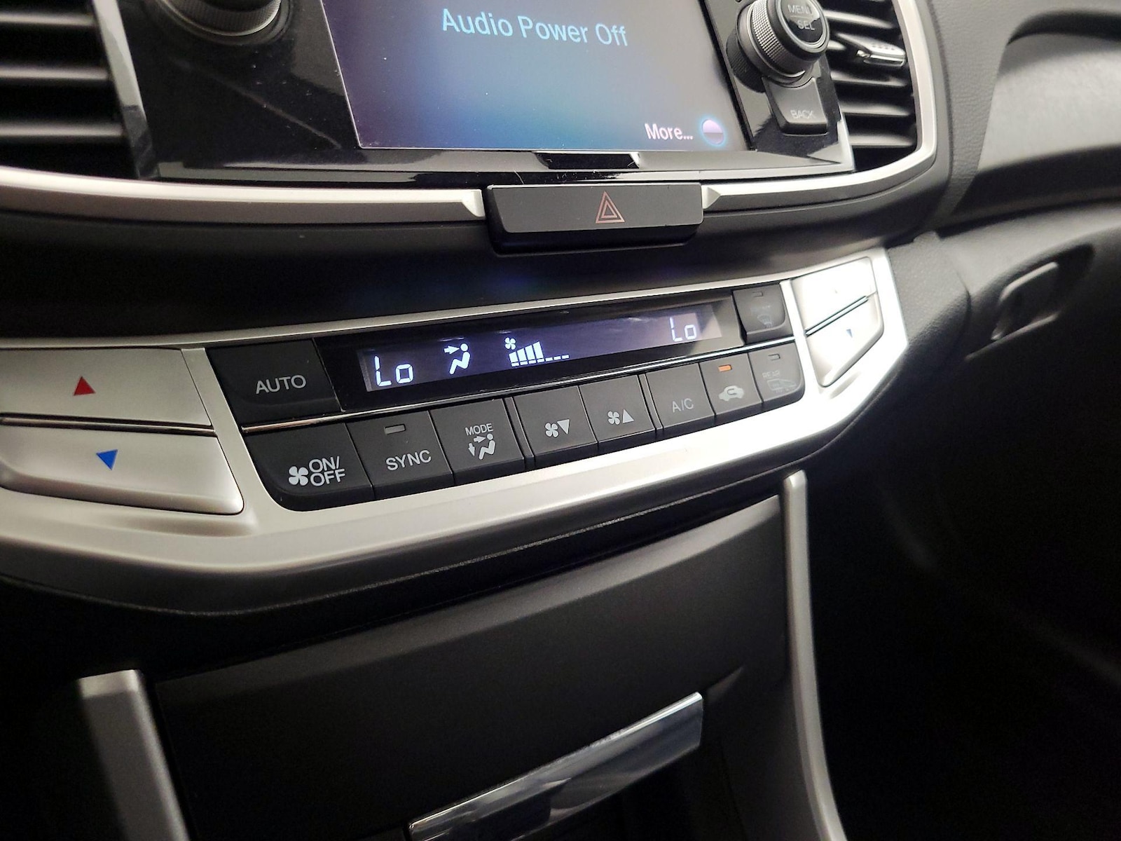 2015 Honda Accord EX-L - Photo 17