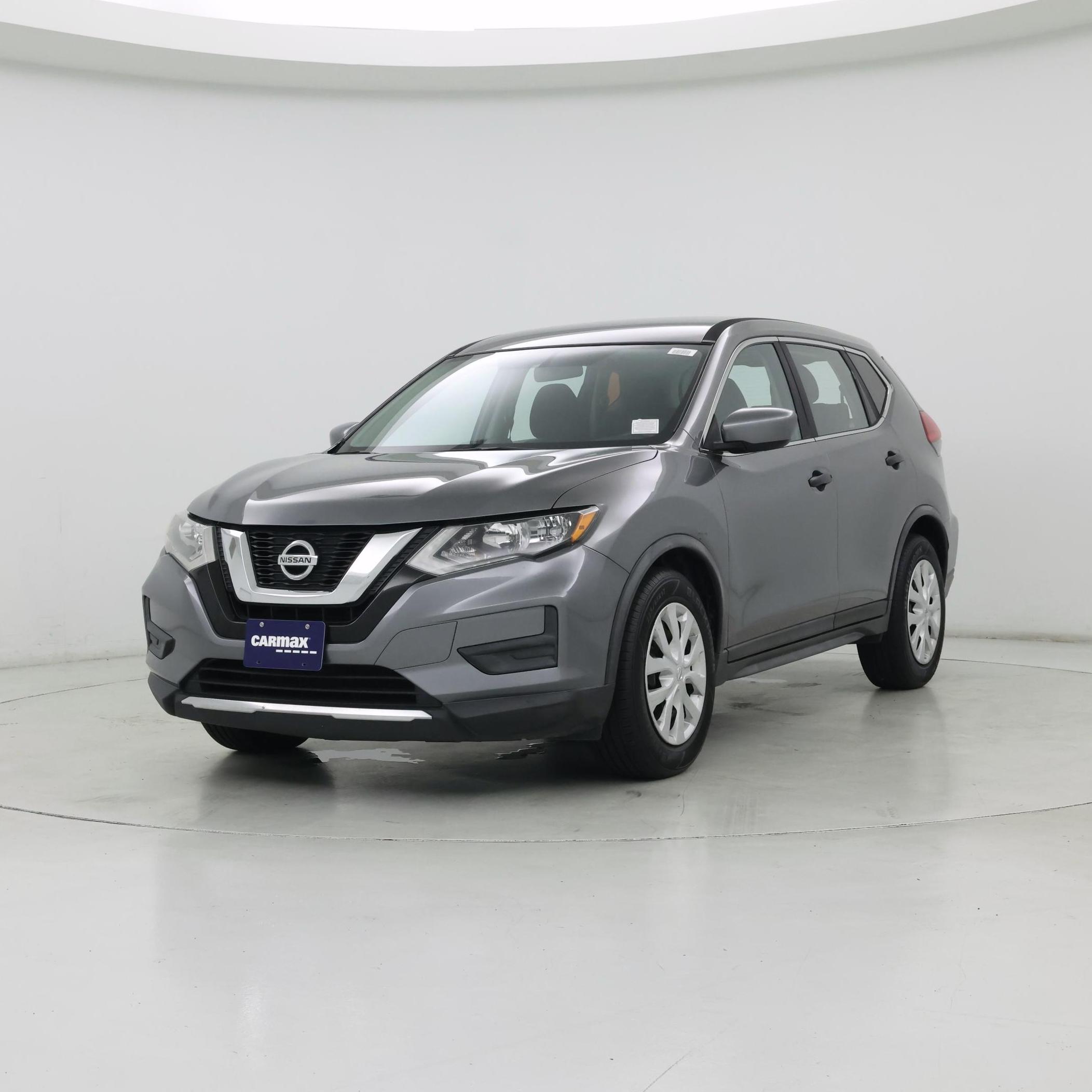 Thumbnail: 2017 Nissan Rogue - 4
