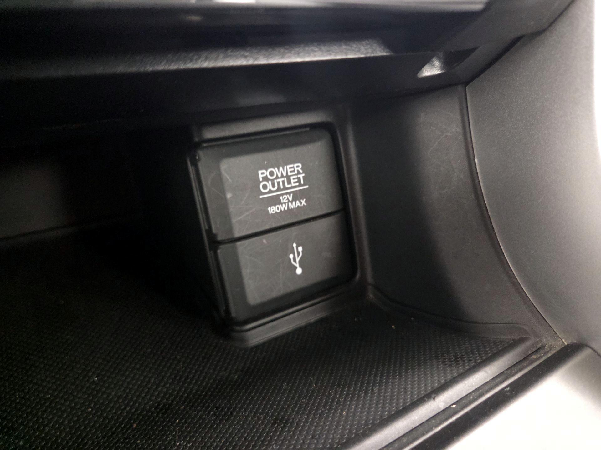 Thumbnail: 2015 Honda Accord - 18