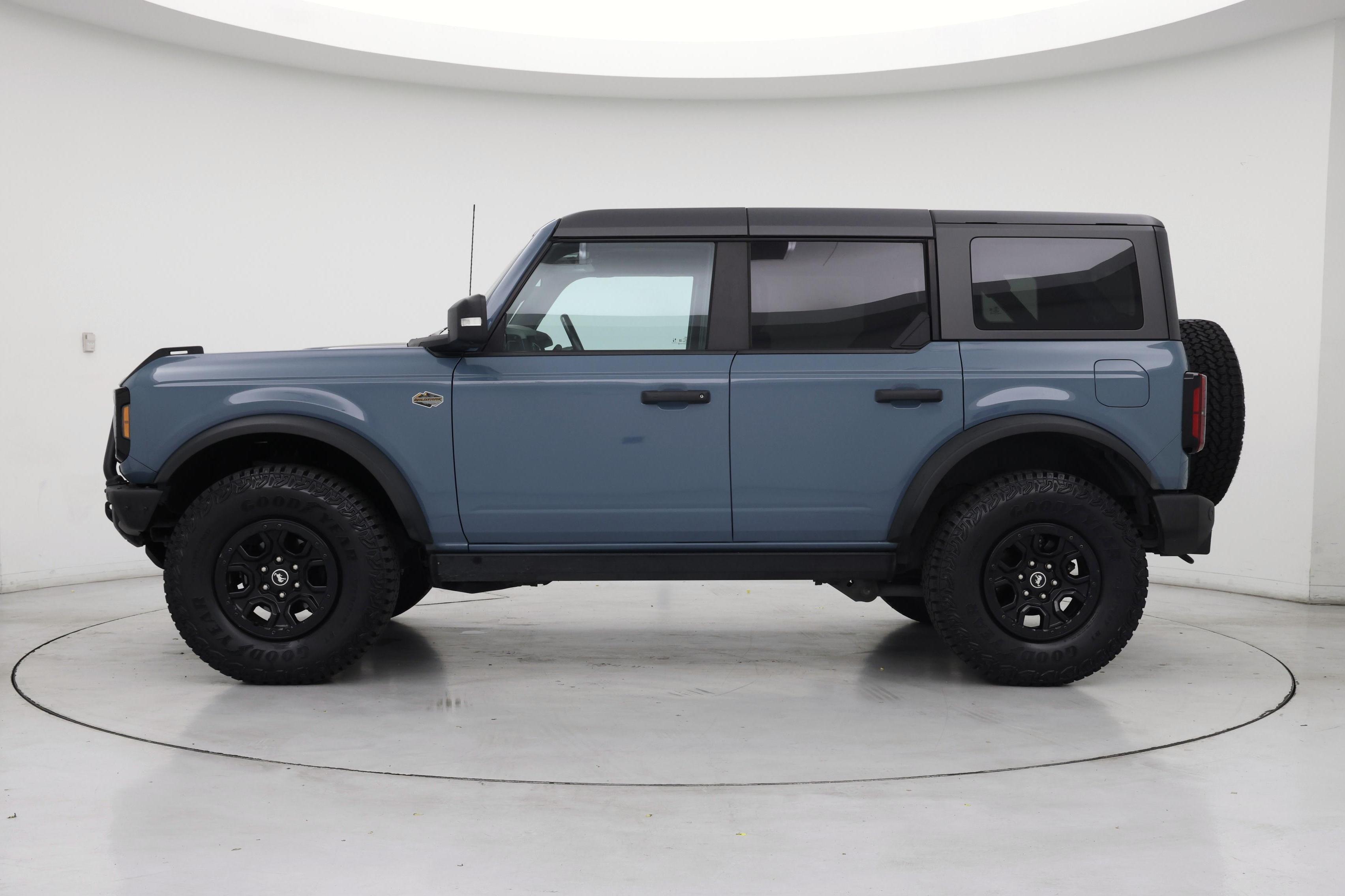 Thumbnail: 2023 Ford Bronco - 3