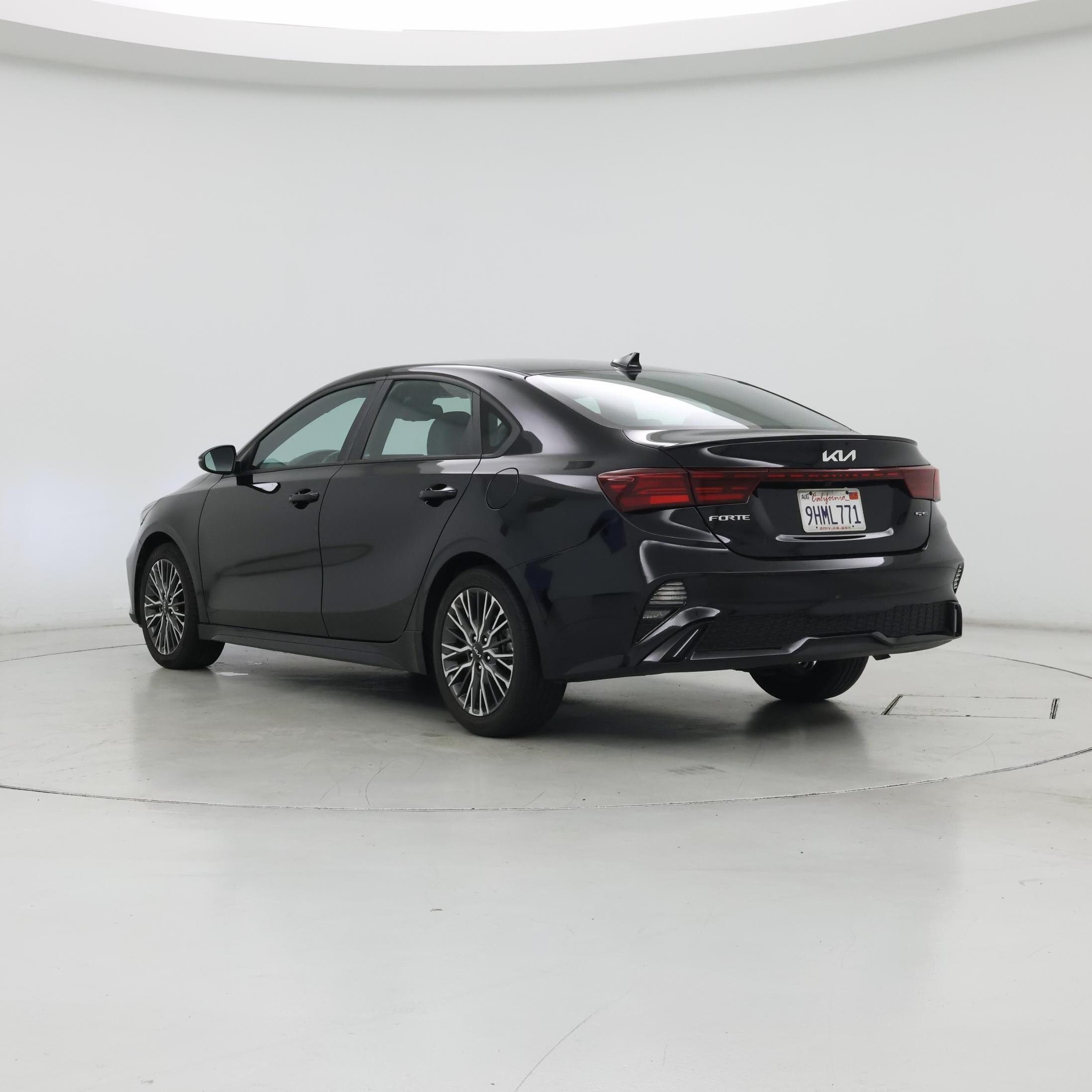 Thumbnail: 2023 Kia Forte - 2