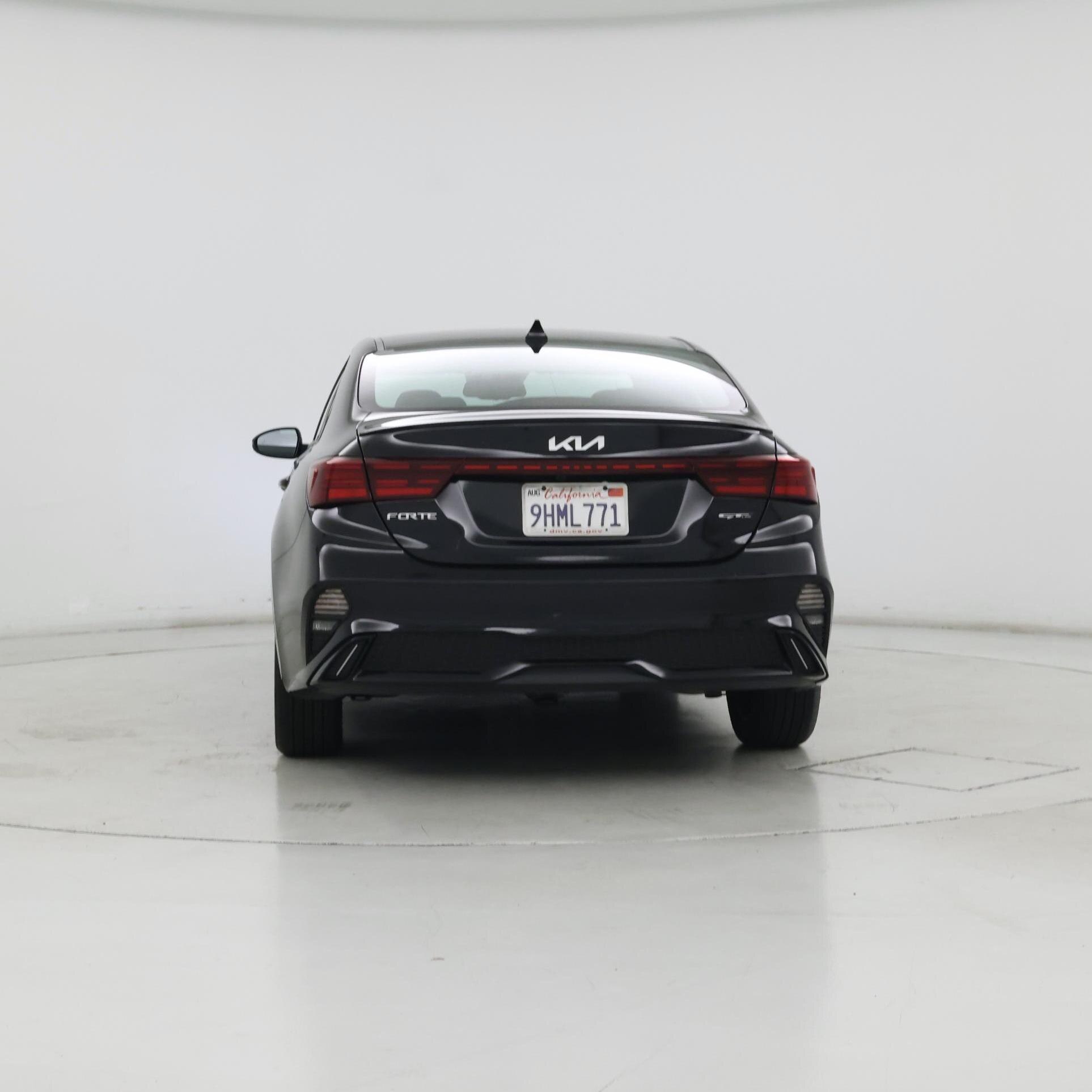 Thumbnail: 2023 Kia Forte - 6