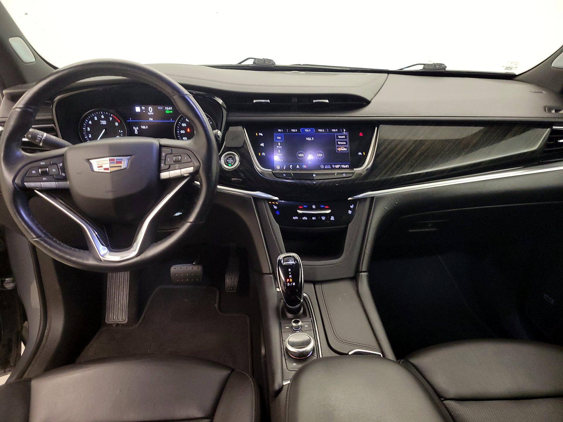 Thumbnail: 2020 Cadillac XT6 - 9