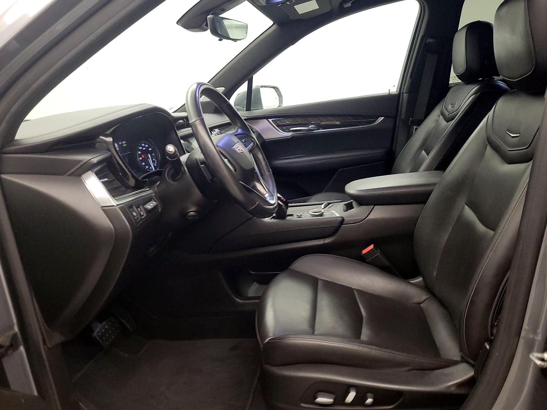 Thumbnail: 2020 Cadillac XT6 - 11