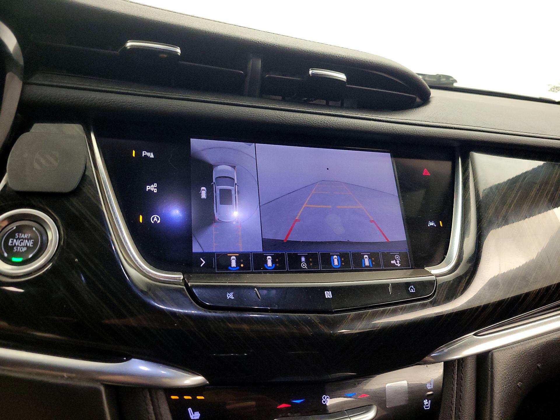 Thumbnail: 2020 Cadillac XT6 - 14