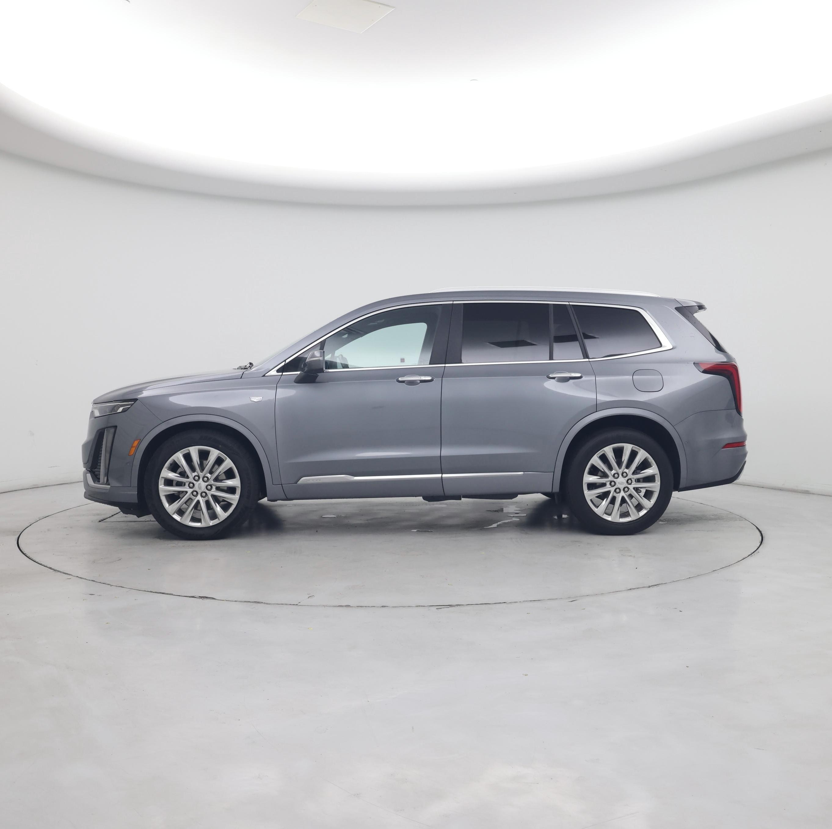Thumbnail: 2020 Cadillac XT6 - 3