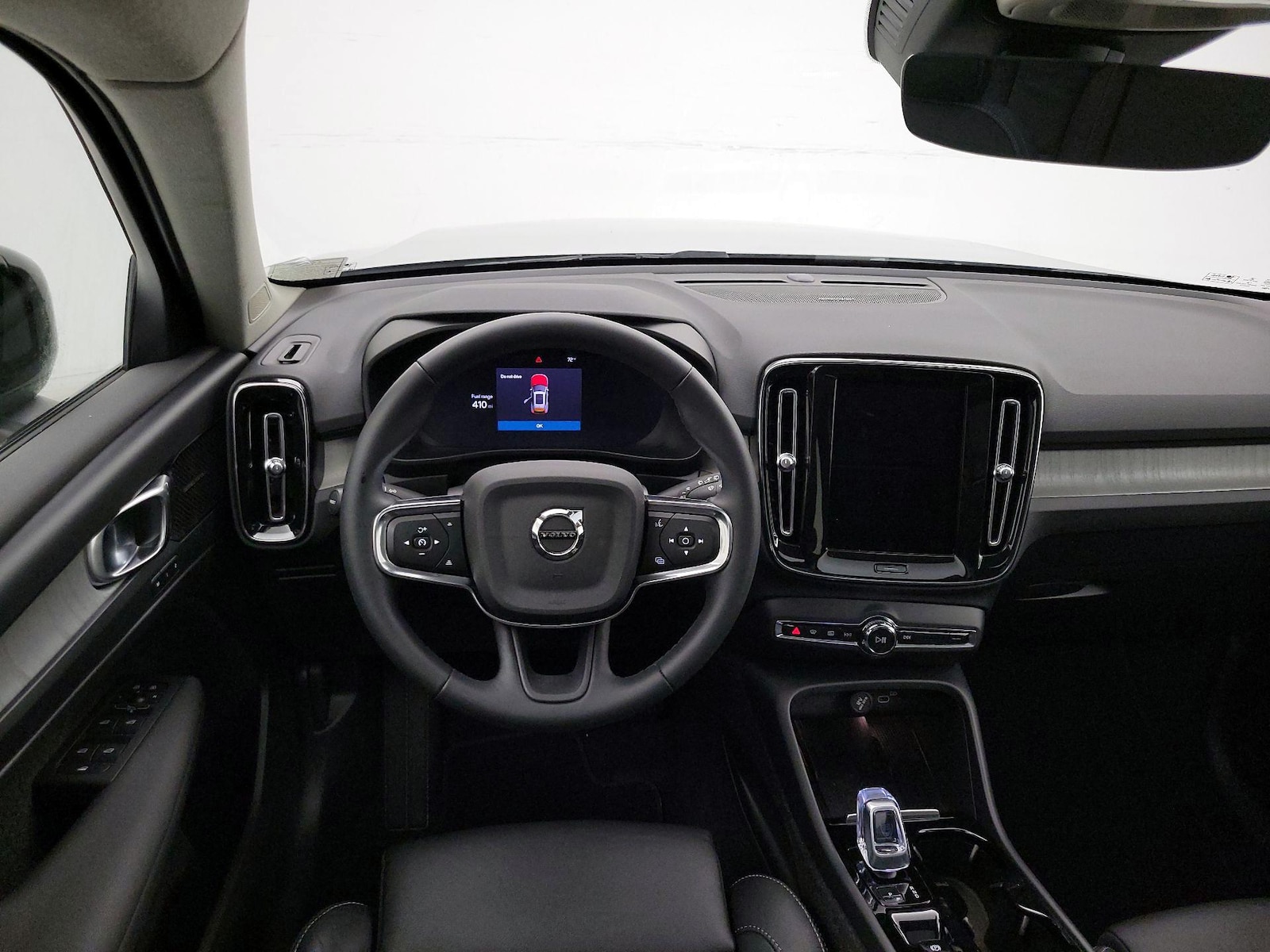 2023 Volvo XC40 Ultimate - Photo 11
