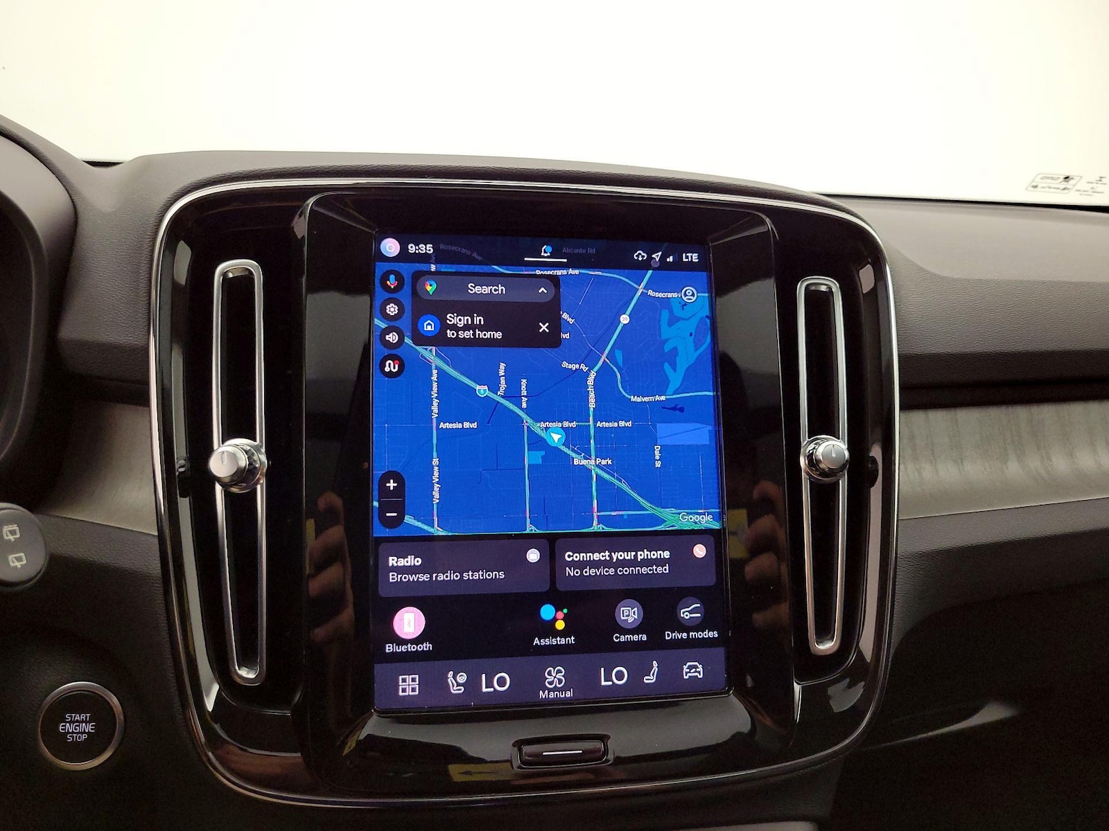 2023 Volvo XC40 Ultimate - Photo 14