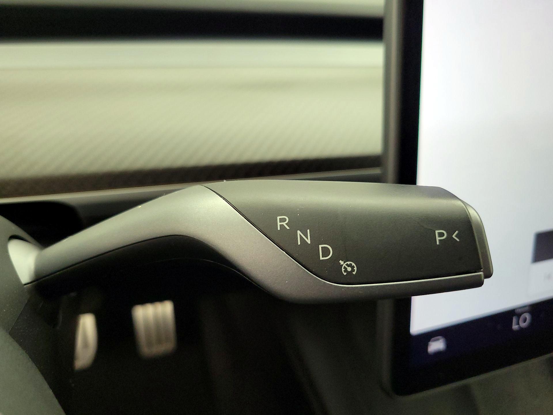 Thumbnail: 2023 Tesla Model 3 - 17