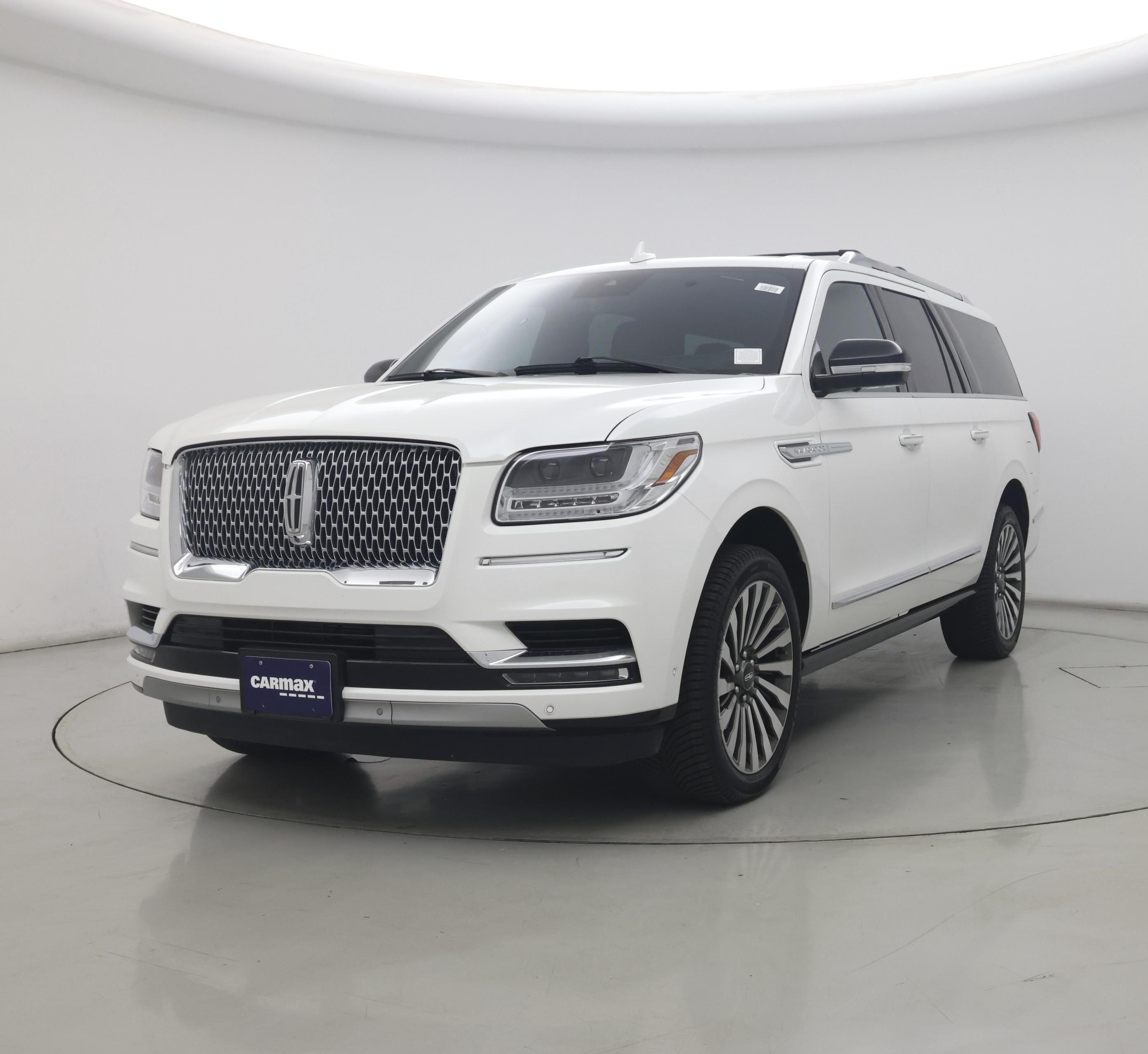 Thumbnail: 2021 Lincoln Navigator L - 4