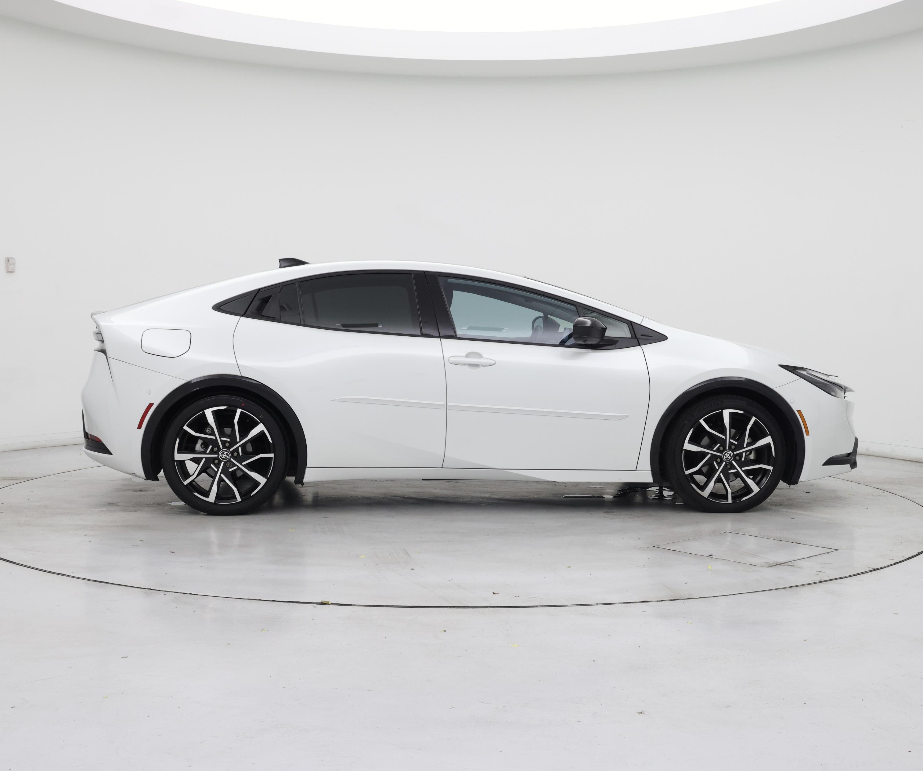 Thumbnail: 2023 Toyota Prius Prime - 7