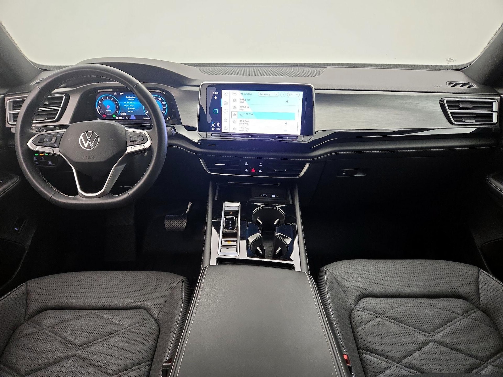 2024 Volkswagen Atlas Cross Sport SE w/Tech - Photo 10