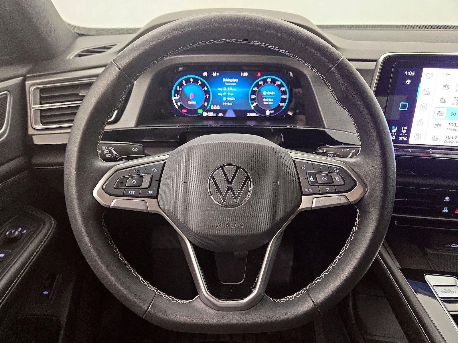 2024 Volkswagen Atlas Cross Sport SE w/Tech - Photo 11