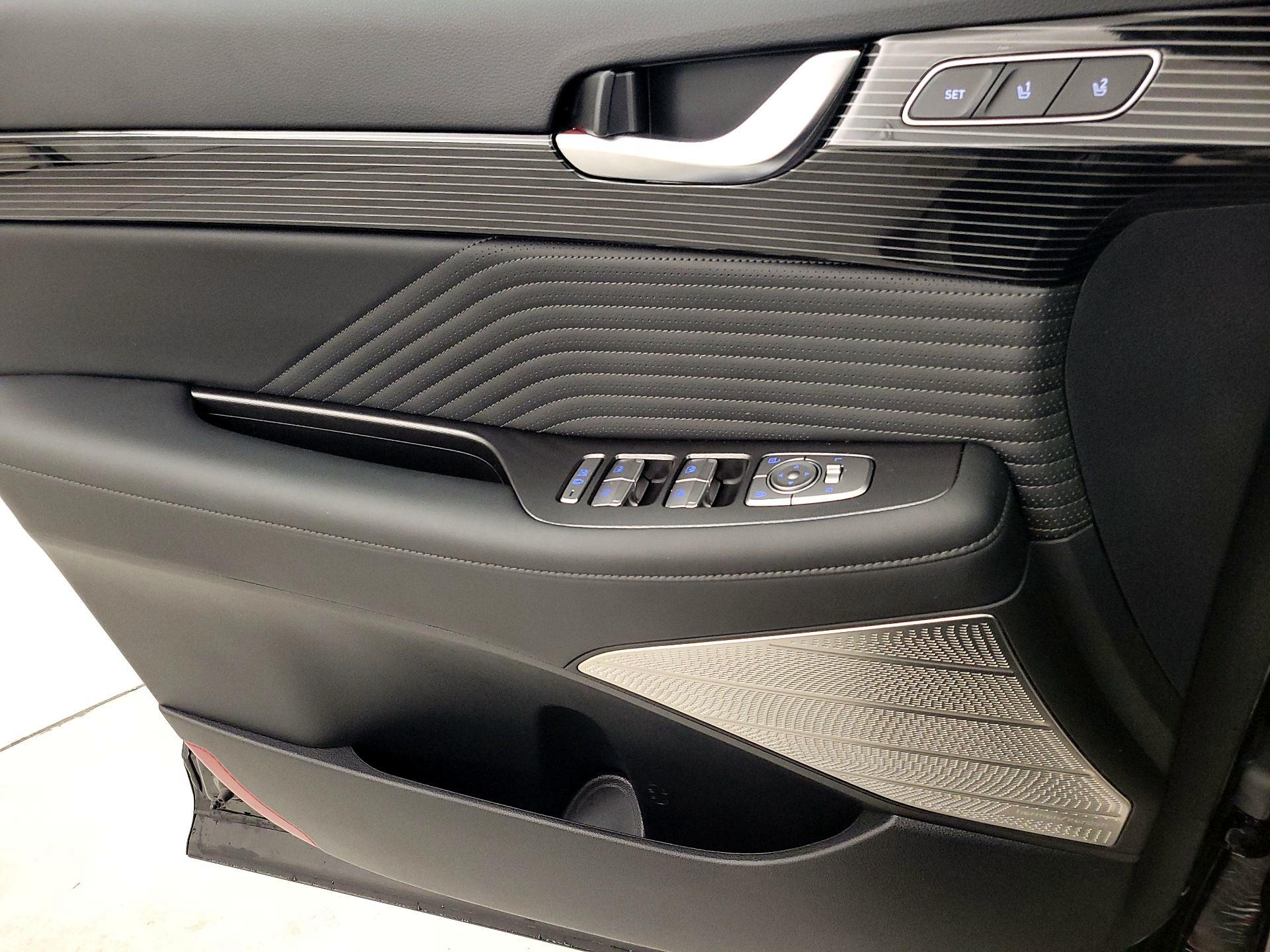 Thumbnail: 2025 Hyundai Palisade - 12