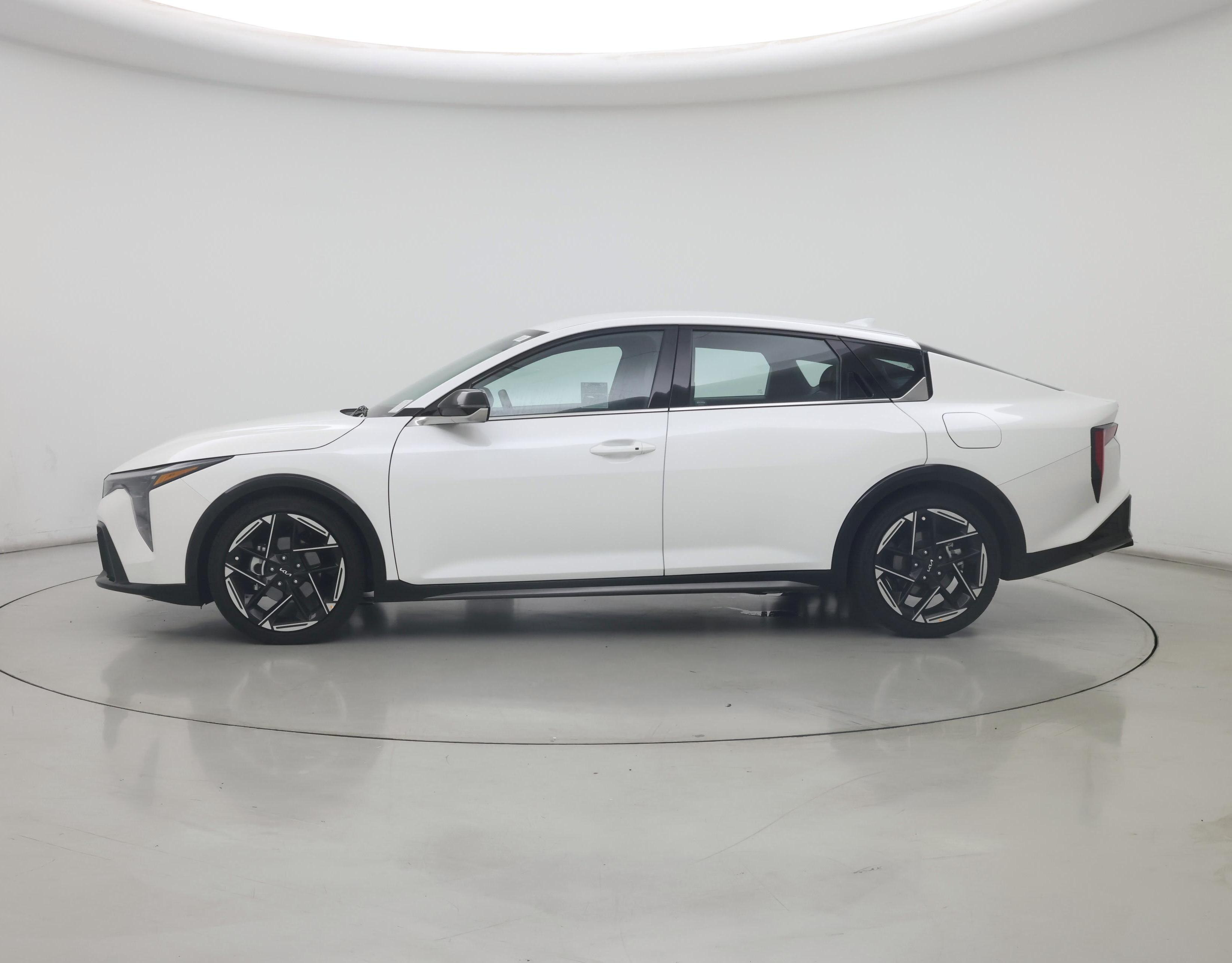 Thumbnail: 2025 Kia K4 - 3