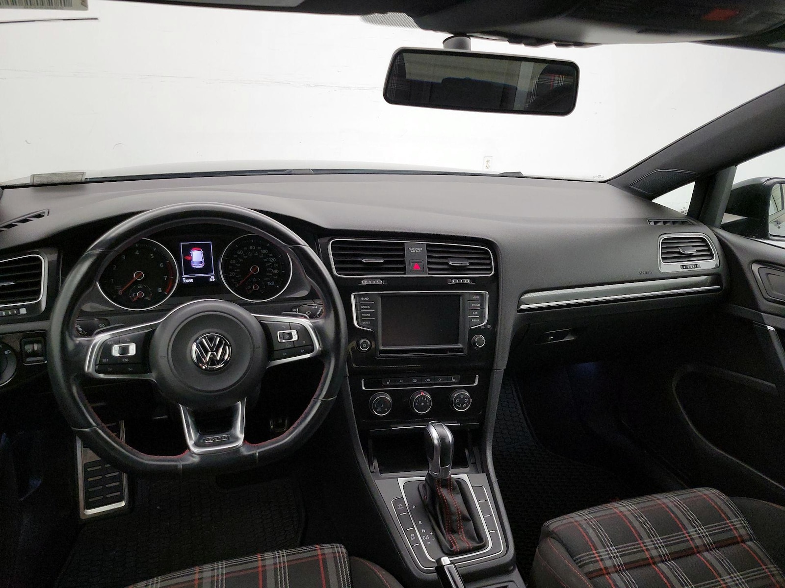 2016 Volkswagen Golf GTI SE - Photo 10