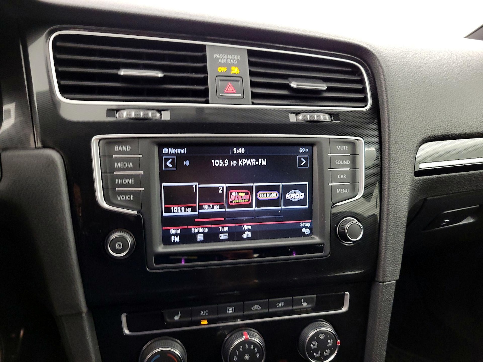 2016 Volkswagen Golf GTI SE - Photo 16