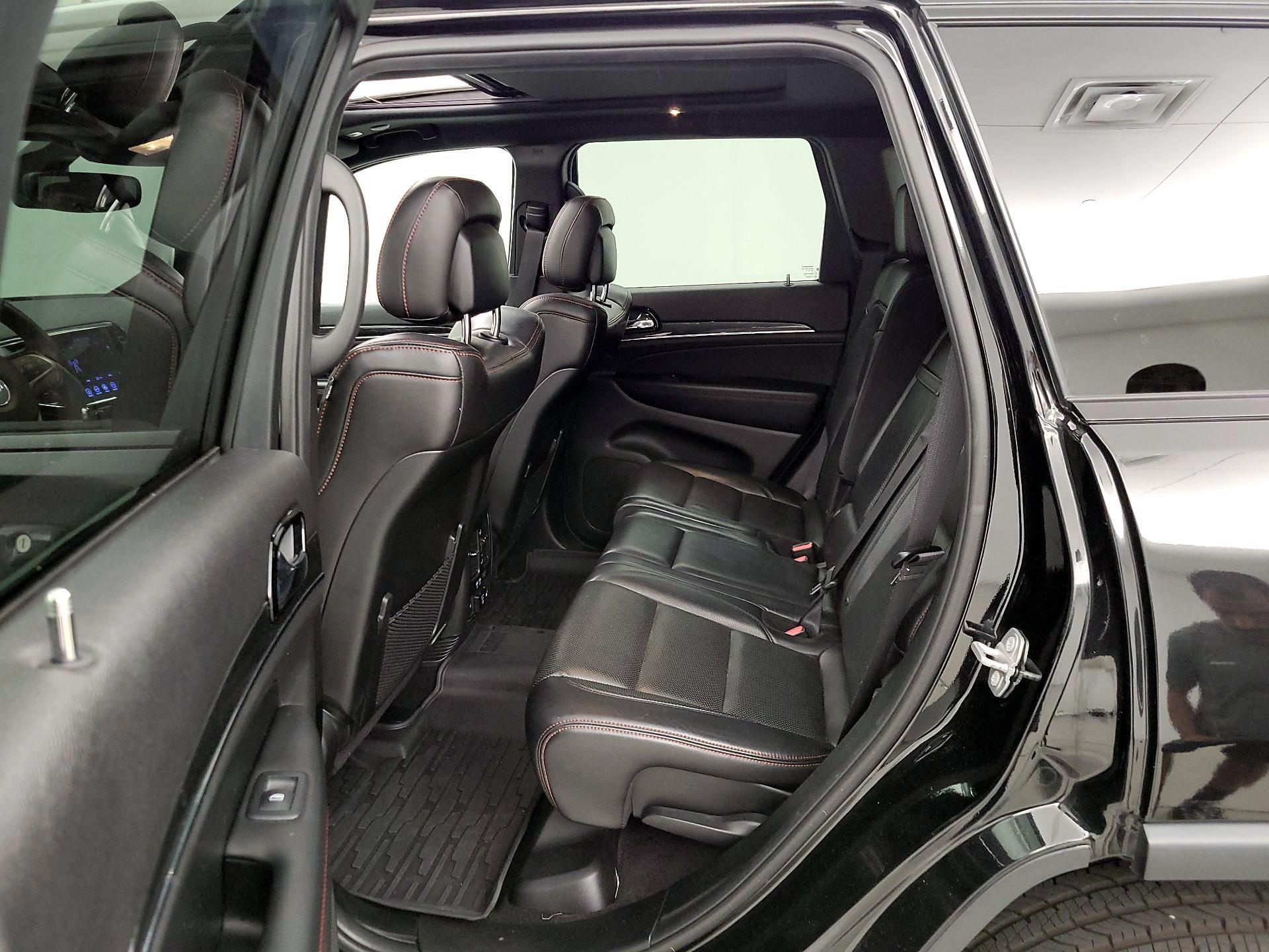 Thumbnail: 2019 Jeep Grand Cherokee - 18