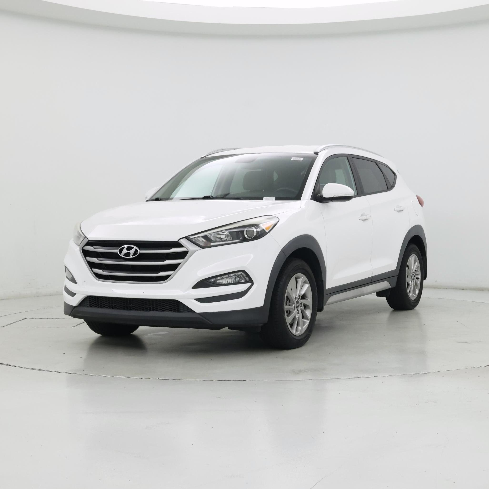 Thumbnail: 2017 Hyundai Tucson - 4