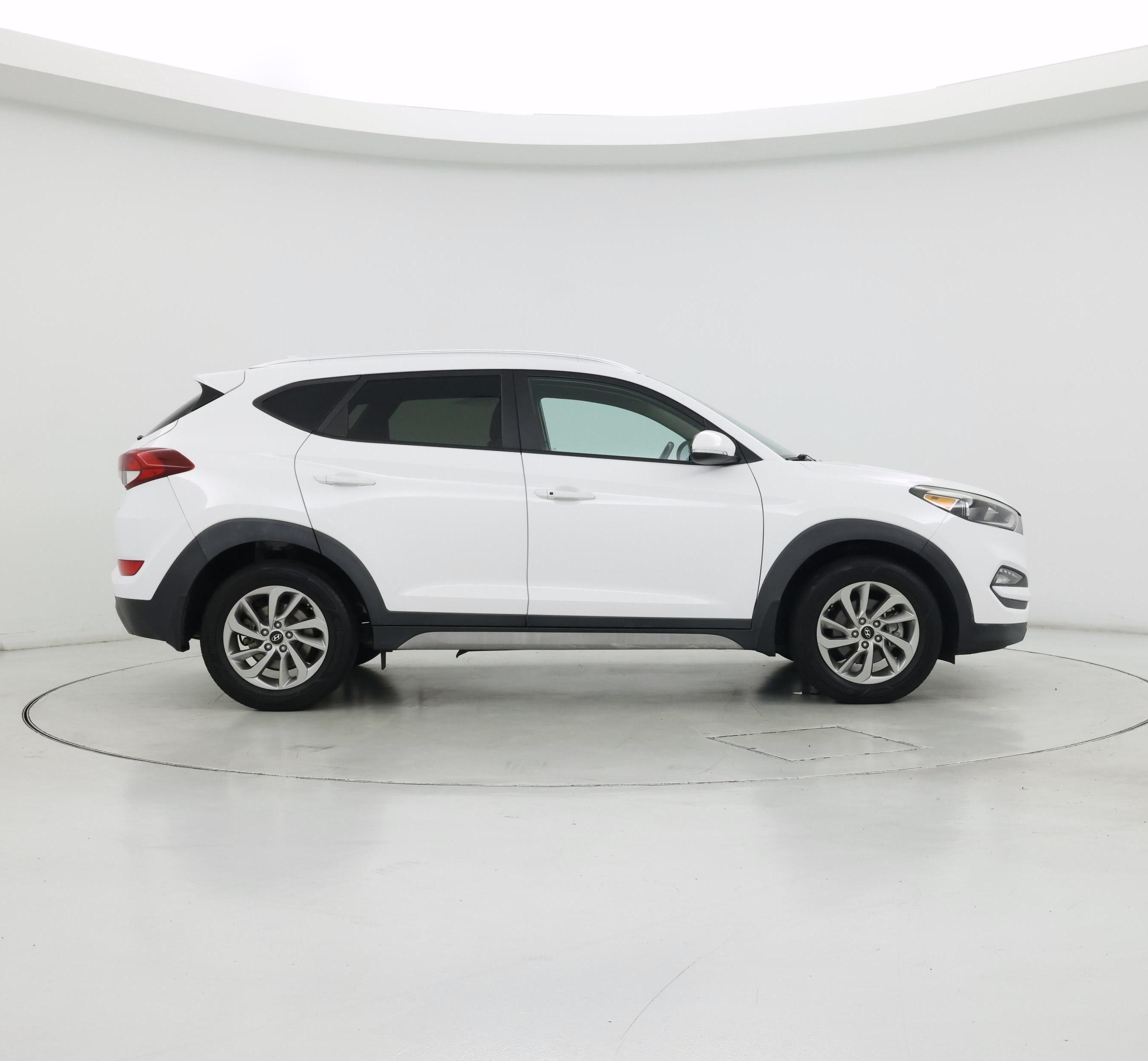 Thumbnail: 2017 Hyundai Tucson - 7