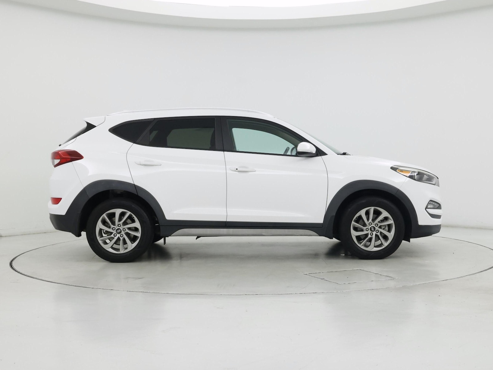 2017 Hyundai Tucson SE Plus - Photo 8