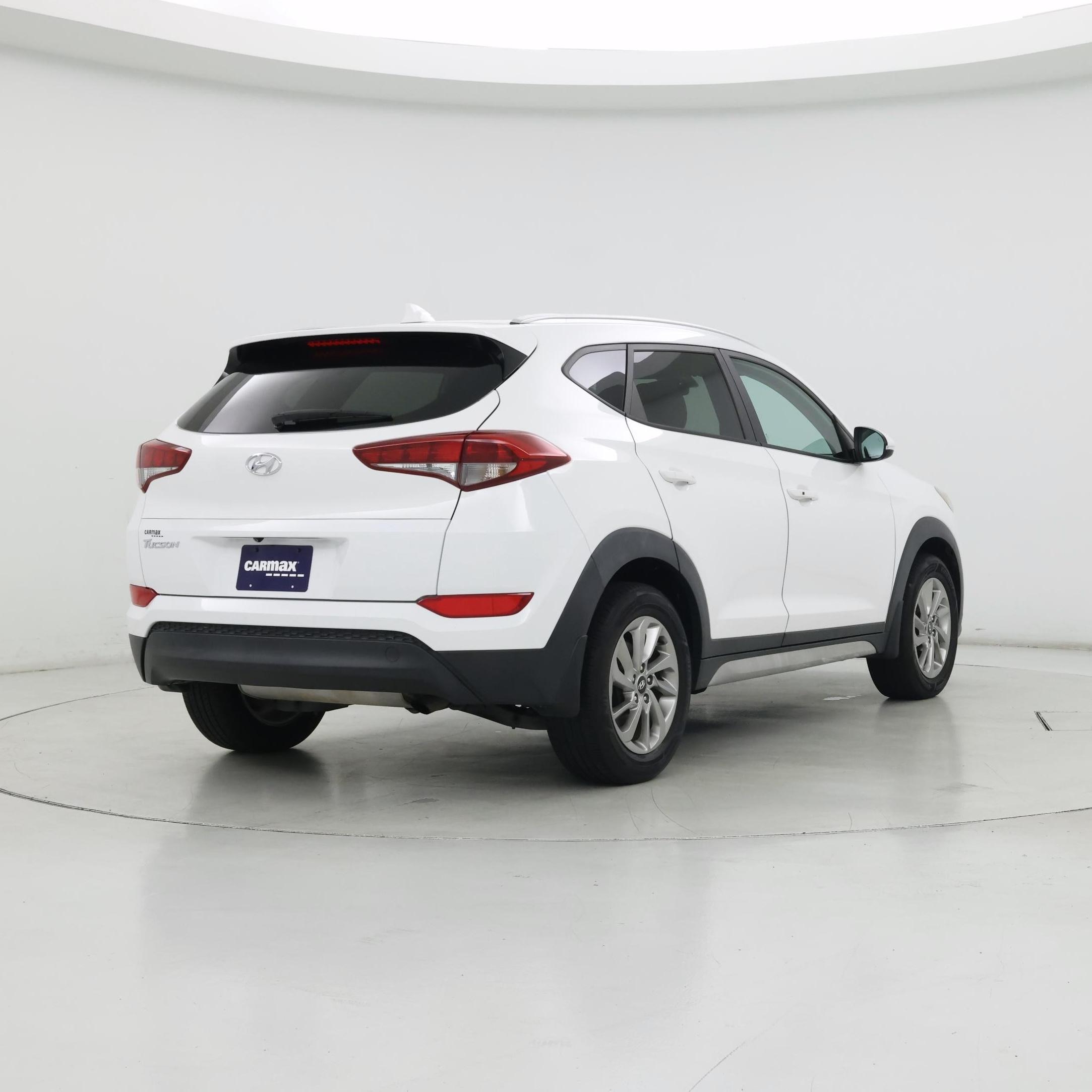 Thumbnail: 2017 Hyundai Tucson - 8