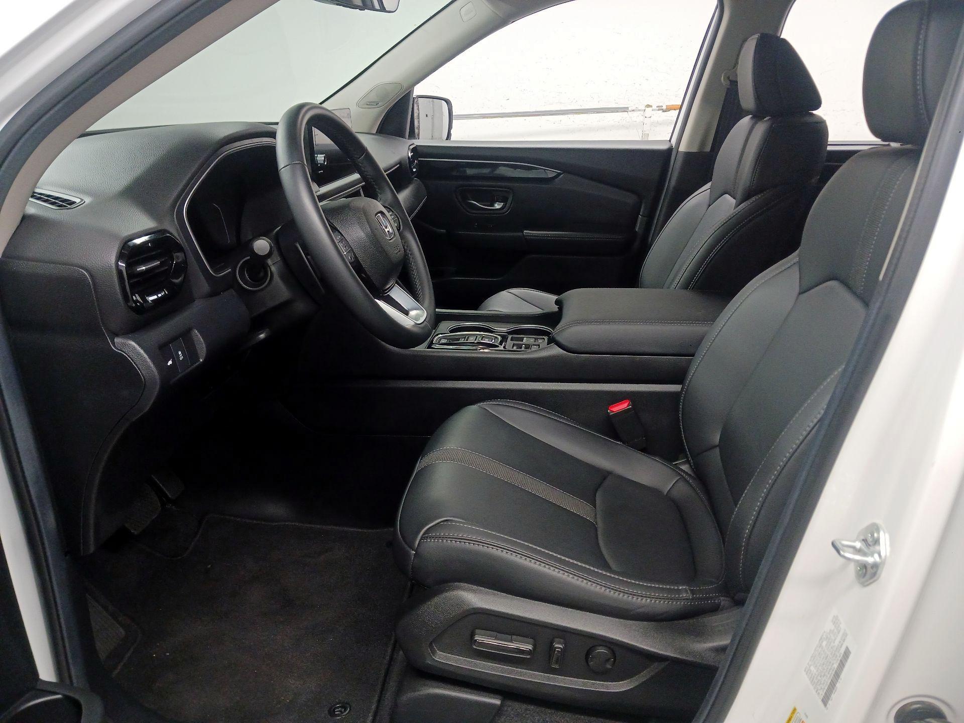 Thumbnail: 2025 Honda Pilot - 9