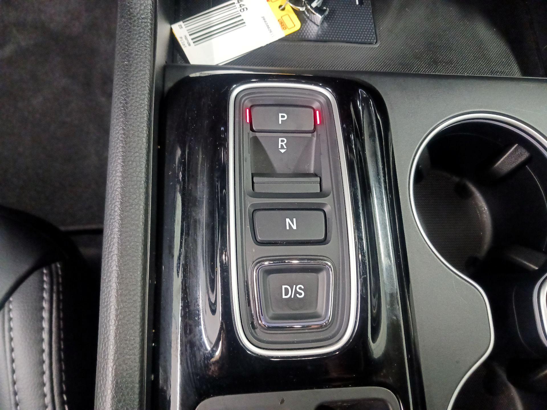 Thumbnail: 2025 Honda Pilot - 15