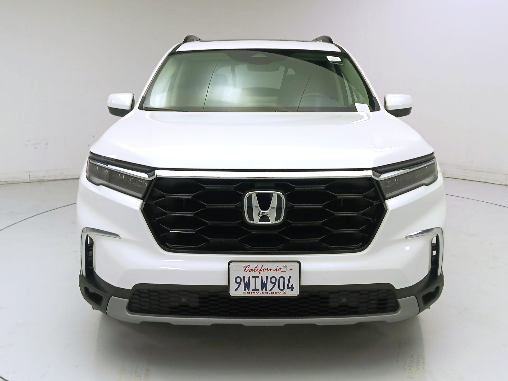Thumbnail: 2025 Honda Pilot - 2