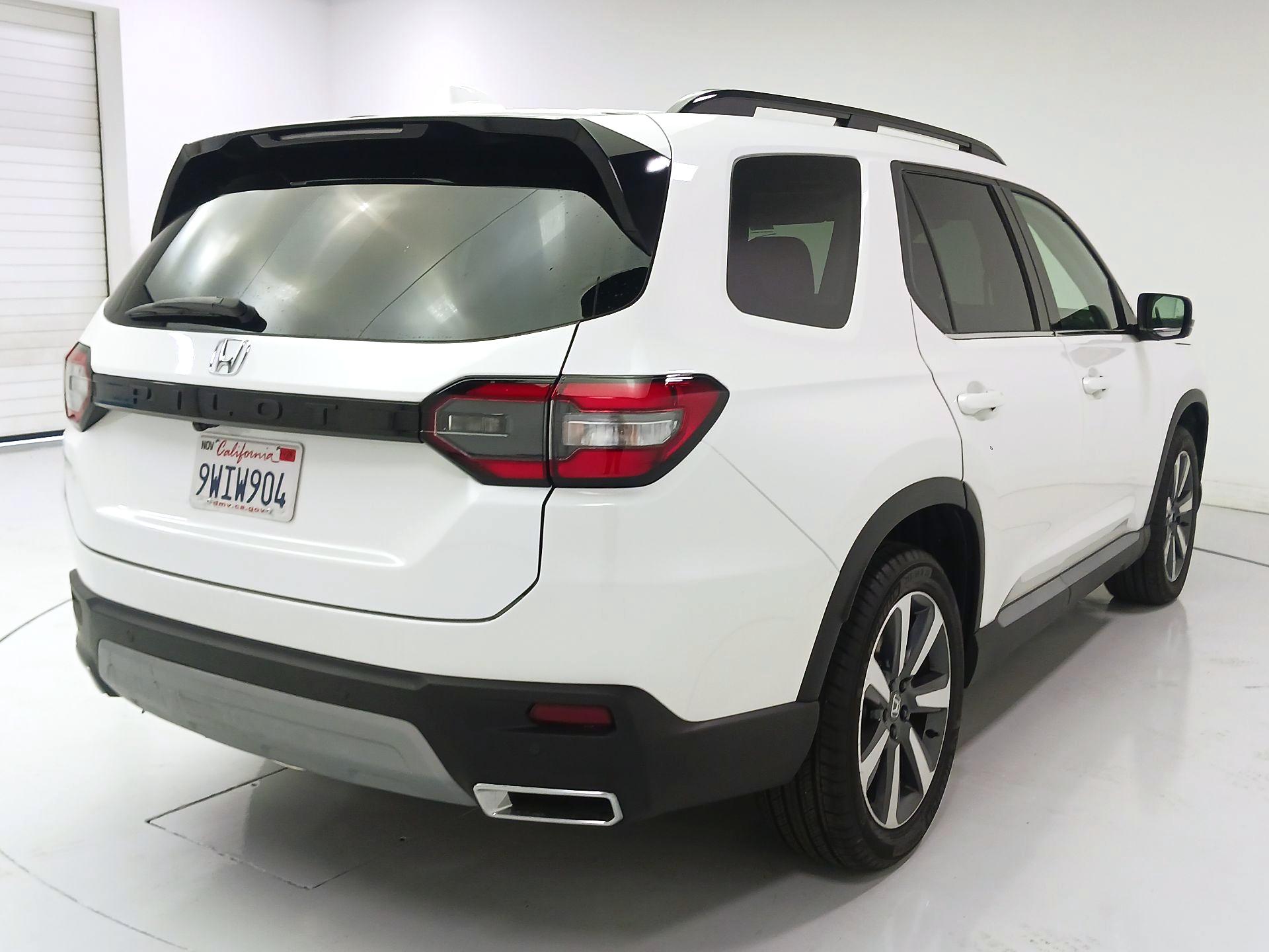 Thumbnail: 2025 Honda Pilot - 5