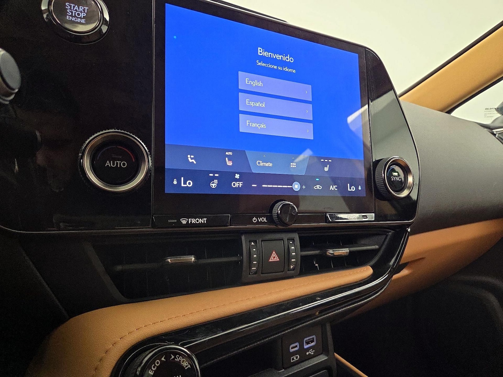 2024 Lexus NX 350 - Photo 17